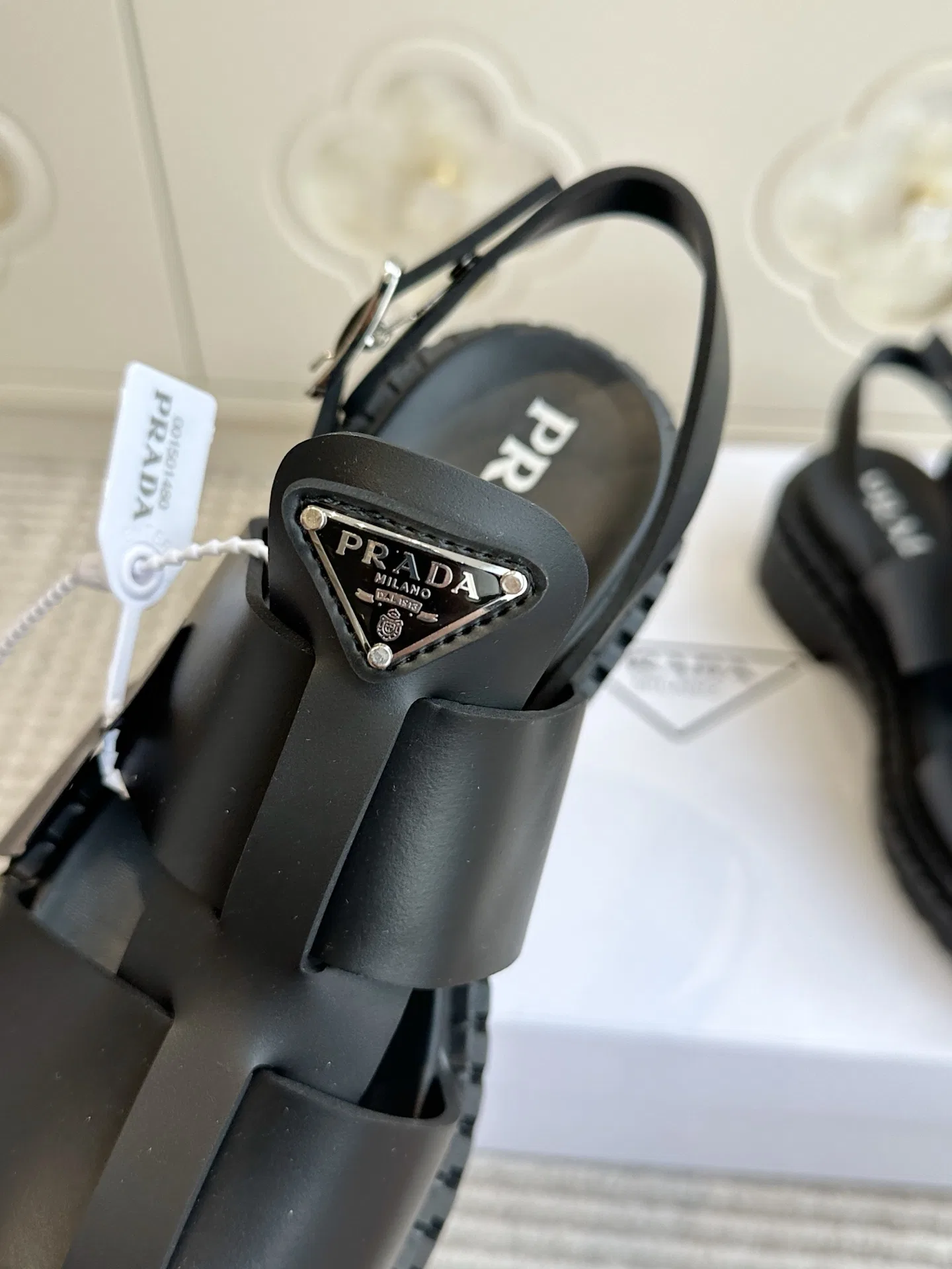 PRA 27FW EJEUHTT 038 샌들 11