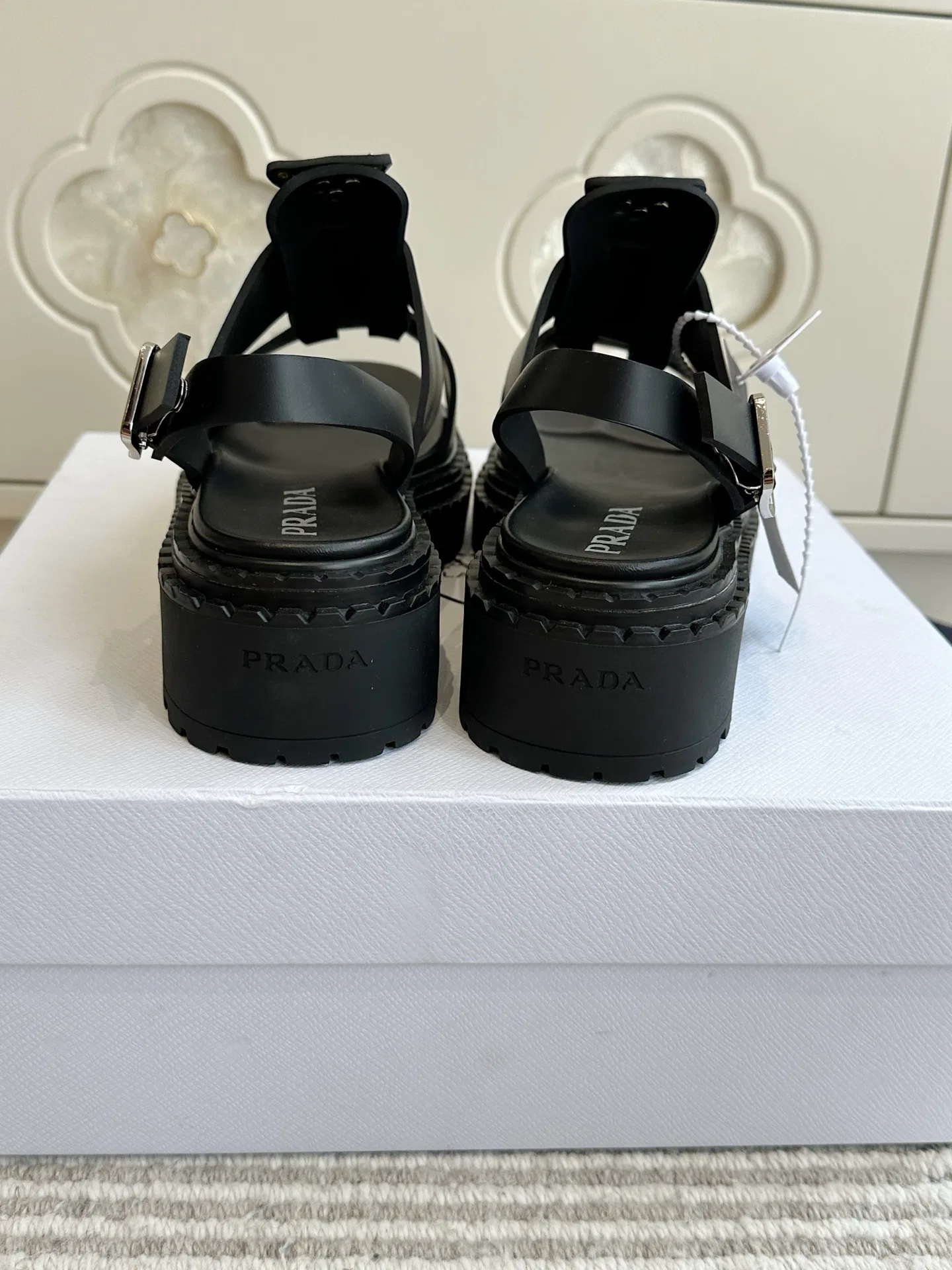 PRA 27FW EJEUHTT 038 샌들 12