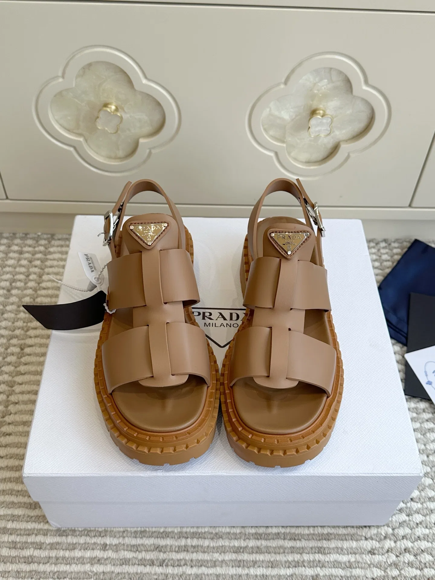 PRA 27FW EJEUHTT 038 샌들 14
