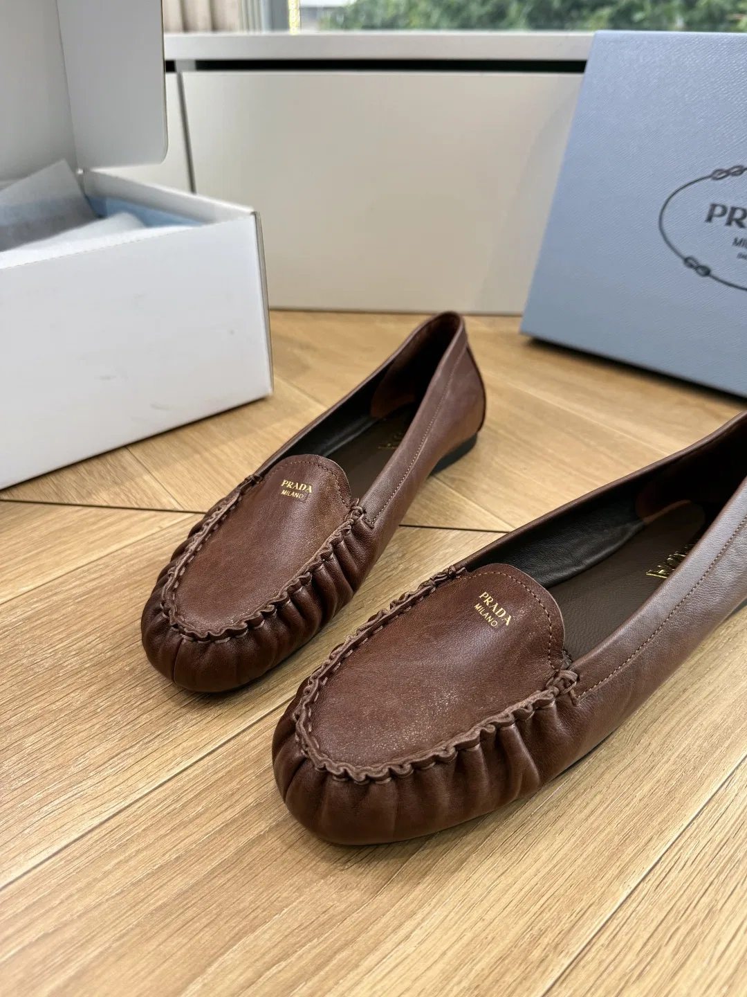 PRA 27FW EJEUHTT 040 플랫슈즈 14
