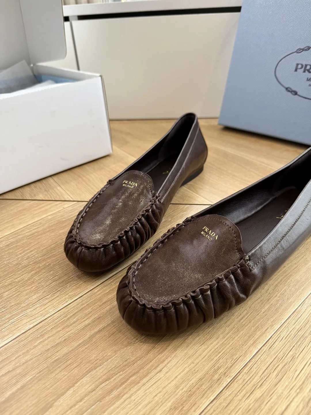 PRA 27FW EJEUHTT 040 플랫슈즈 22