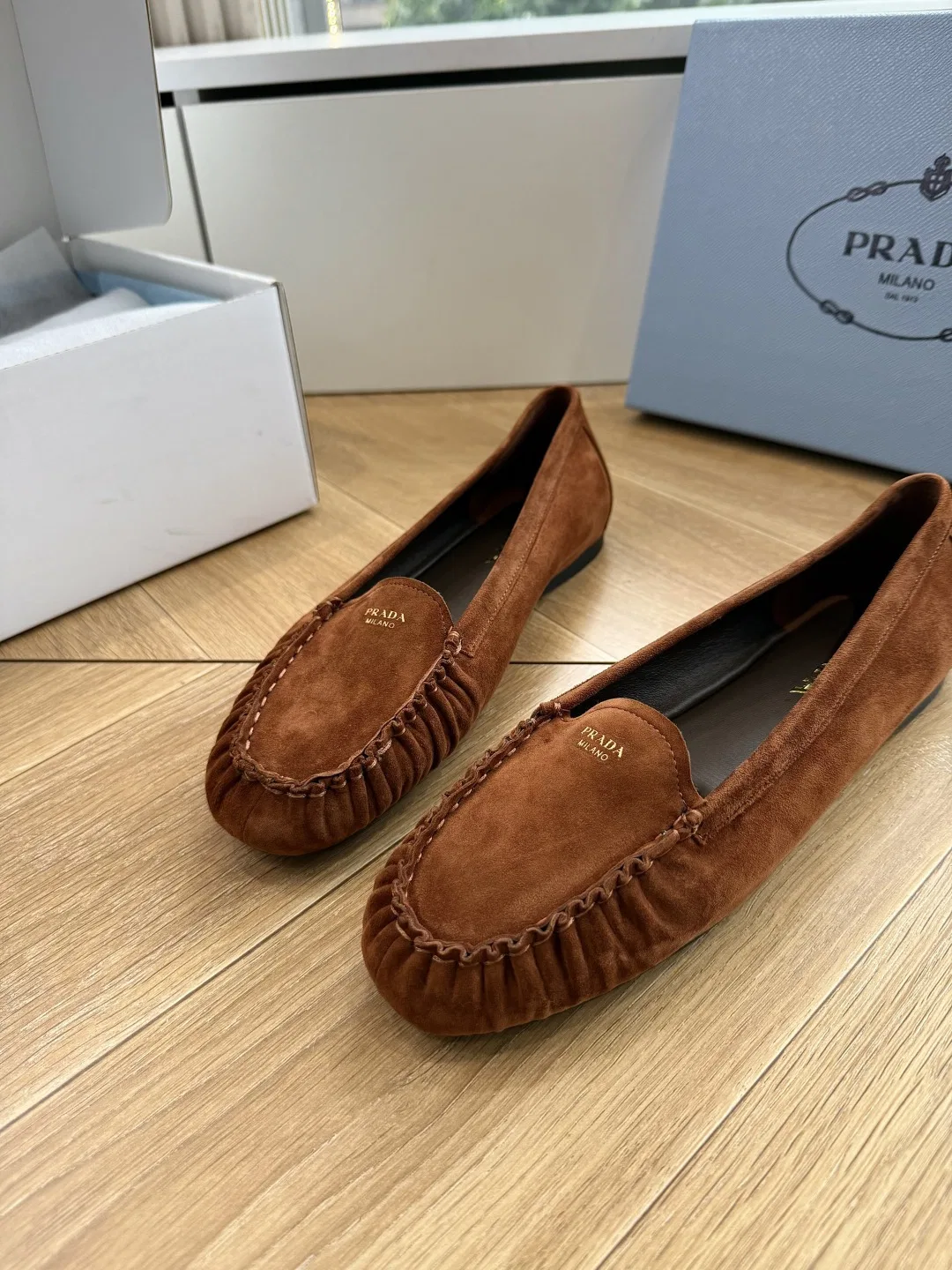 PRA 27FW EJEUHTT 040 플랫슈즈 45