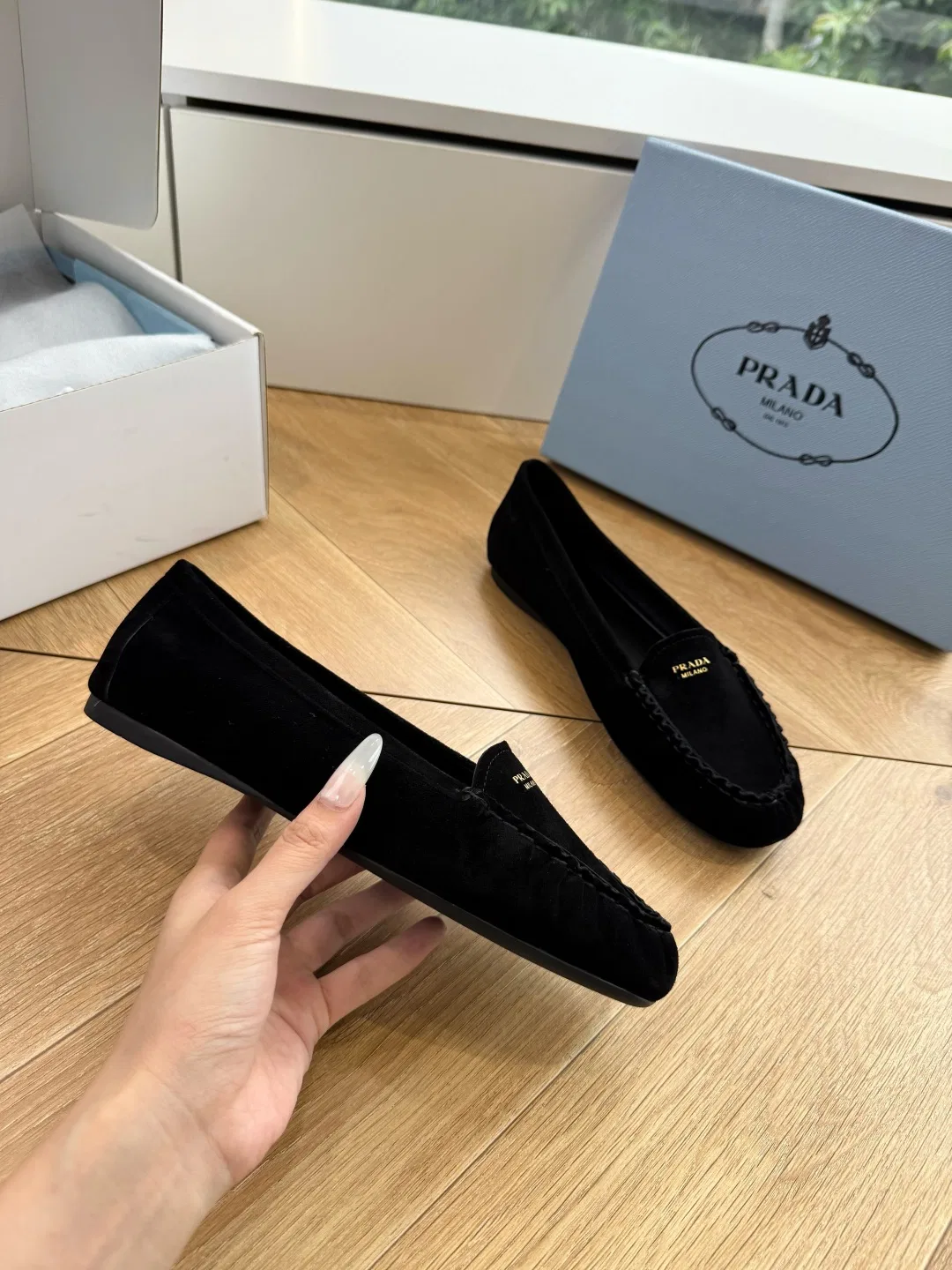 PRA 27FW EJEUHTT 040 플랫슈즈 49