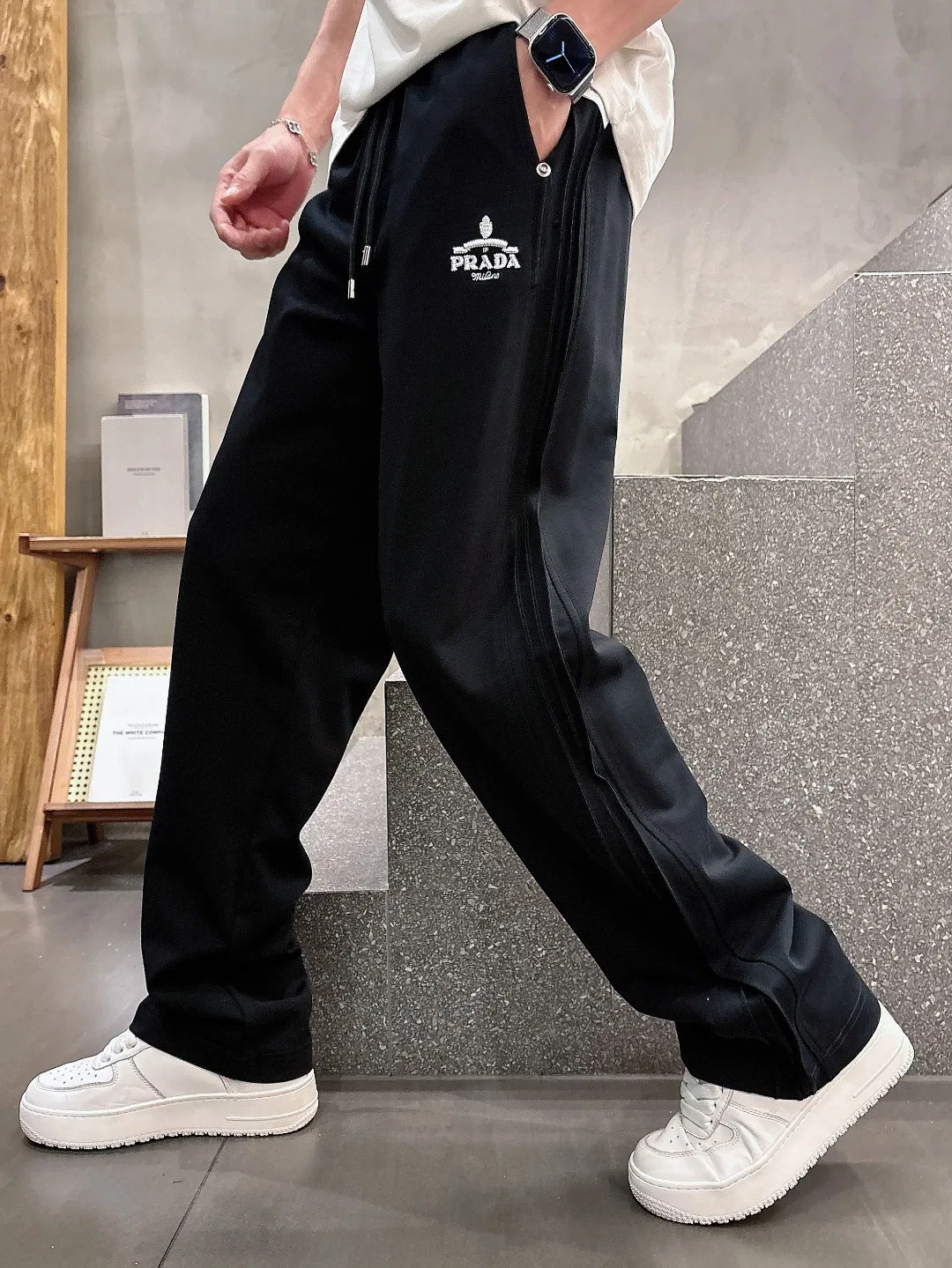 PRA 27FW HEQHVUV 030 스웻팬츠 10