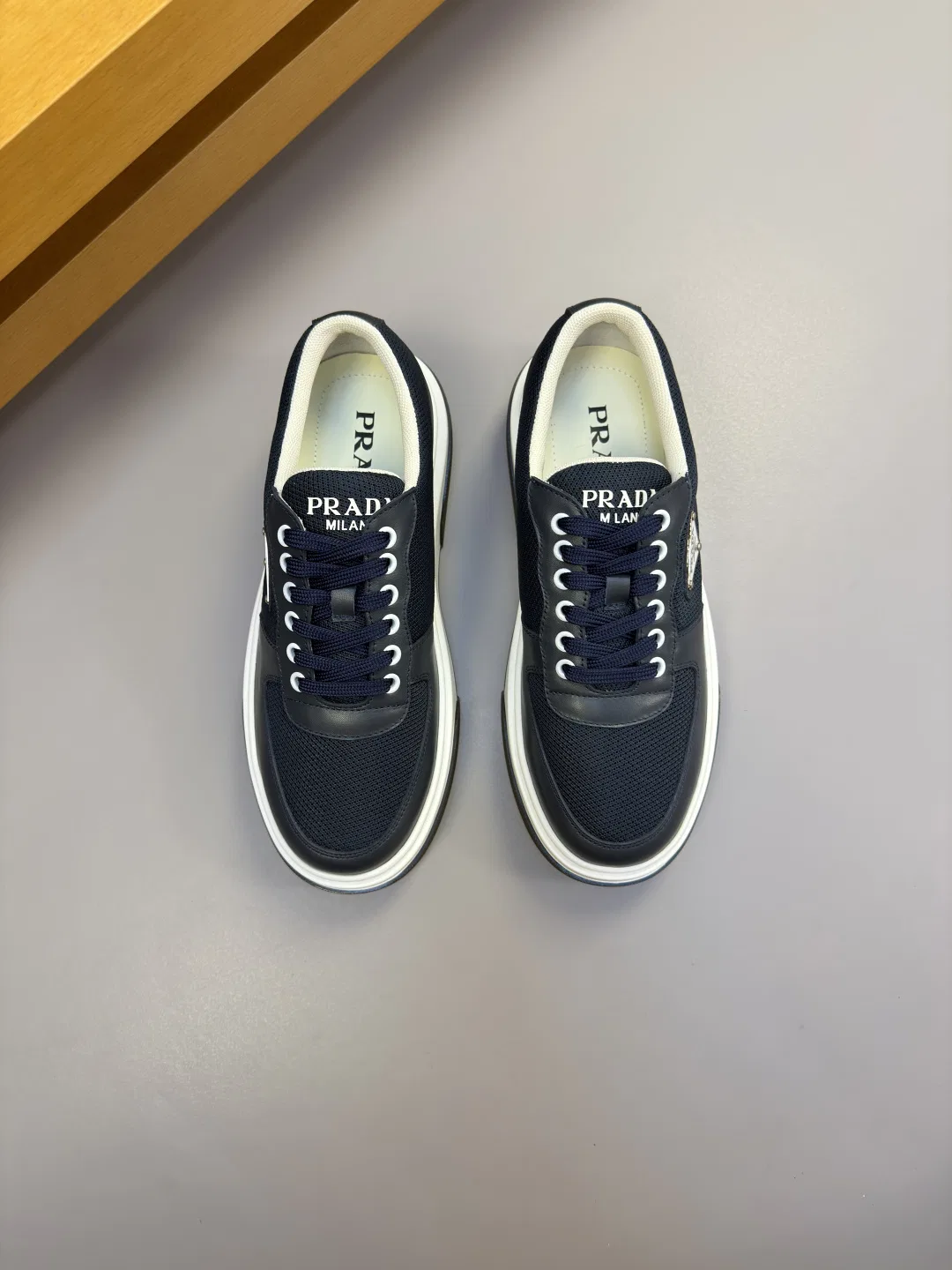 PRA 27FW LLZDHXC 003 스니커즈 10