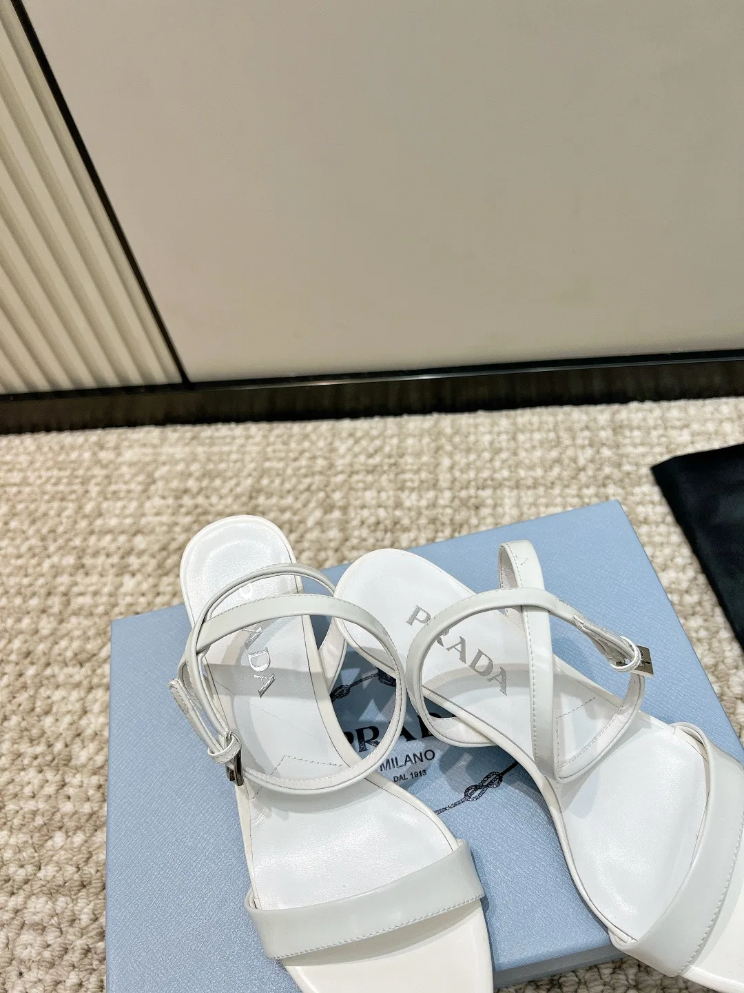 PRA 27FW UGLZVGX 005 구두 7