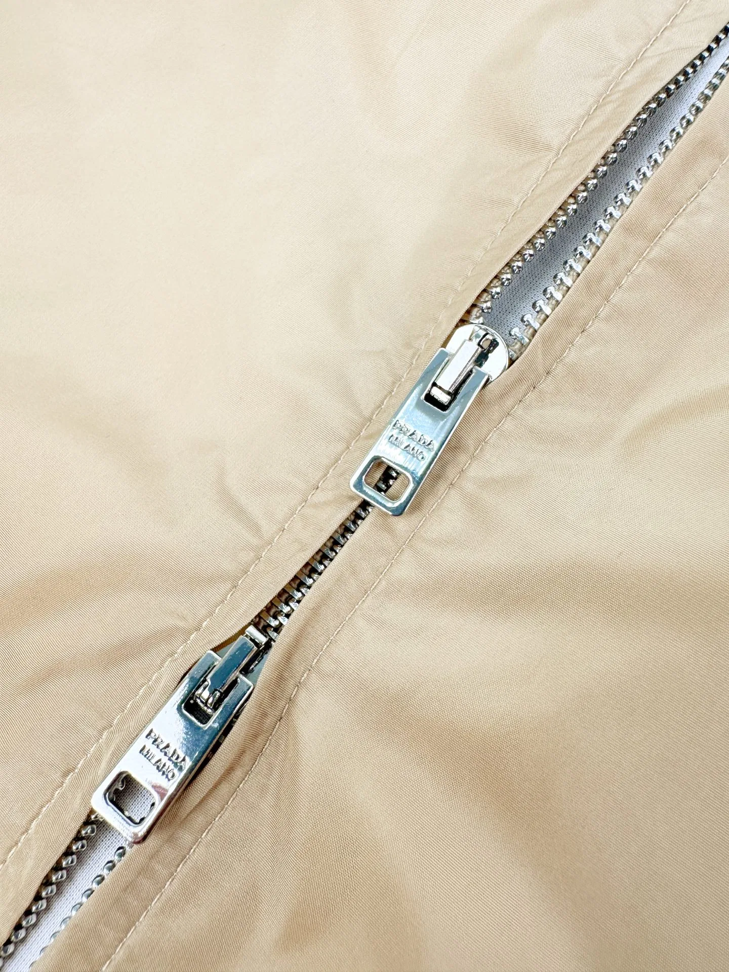 PRA 27FW YQWABGQ 012 자켓 18