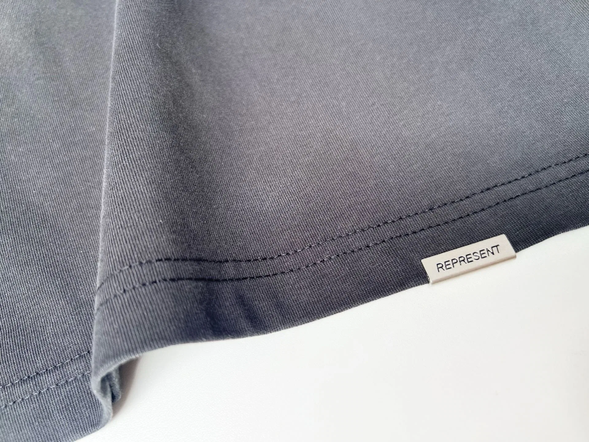 REPRESENT 27FW FHUKJFA 001 반팔티셔츠 29