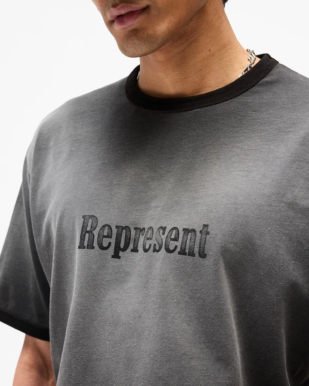 REPRESENT 27FW FHUKJFA 004 반팔티셔츠 8