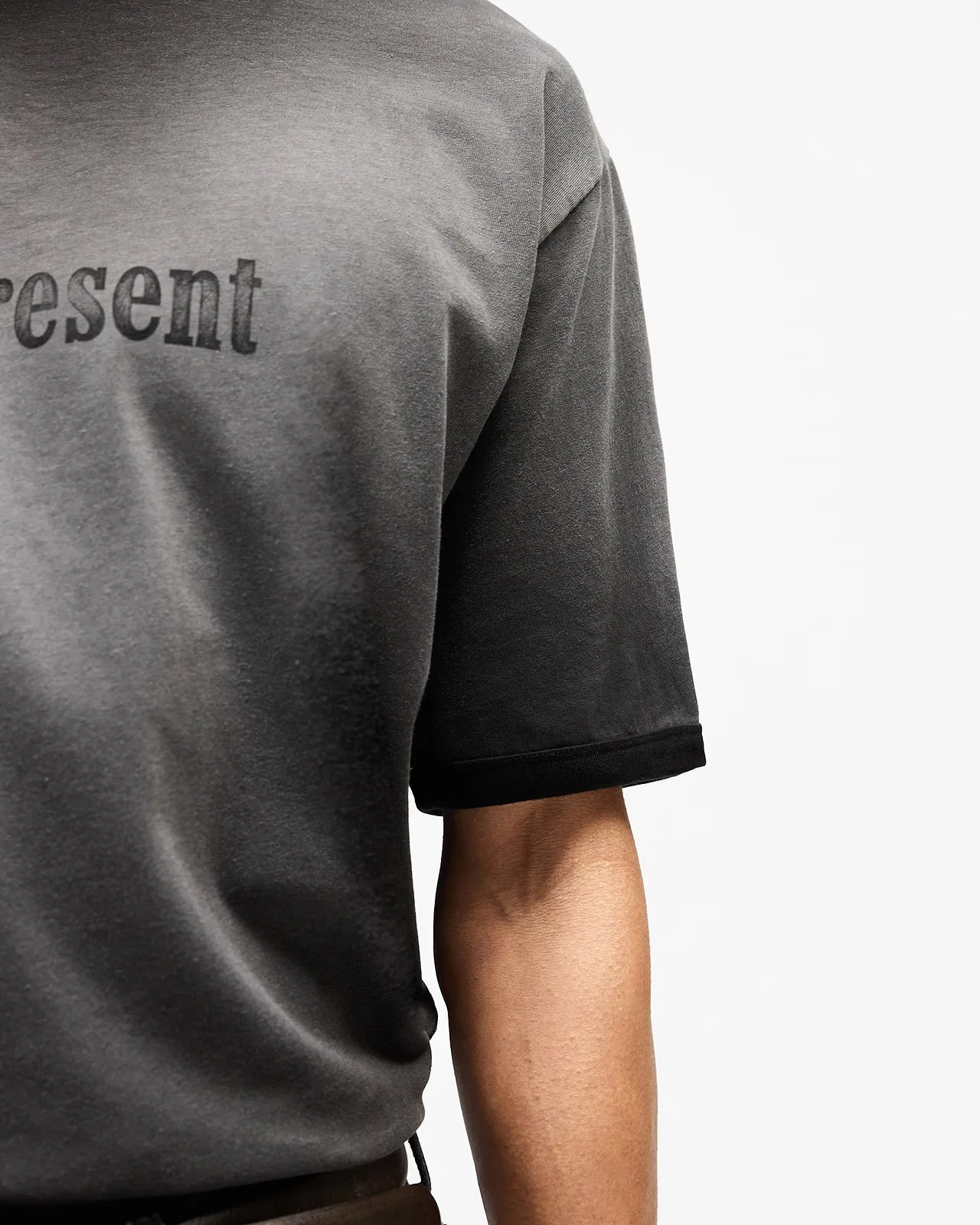 REPRESENT 27FW FHUKJFA 004 반팔티셔츠 9