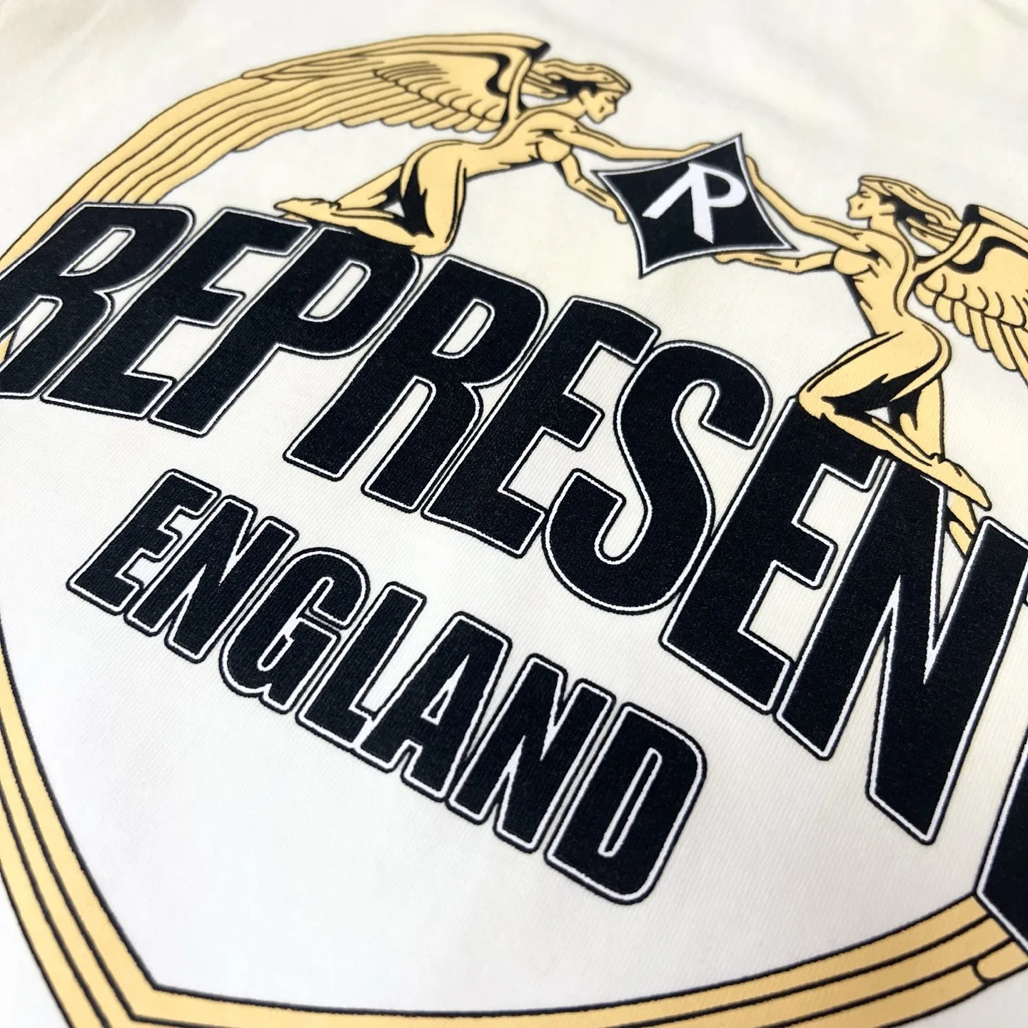 REPRESENT 27FW FHUKJFA 012 반팔티셔츠 19