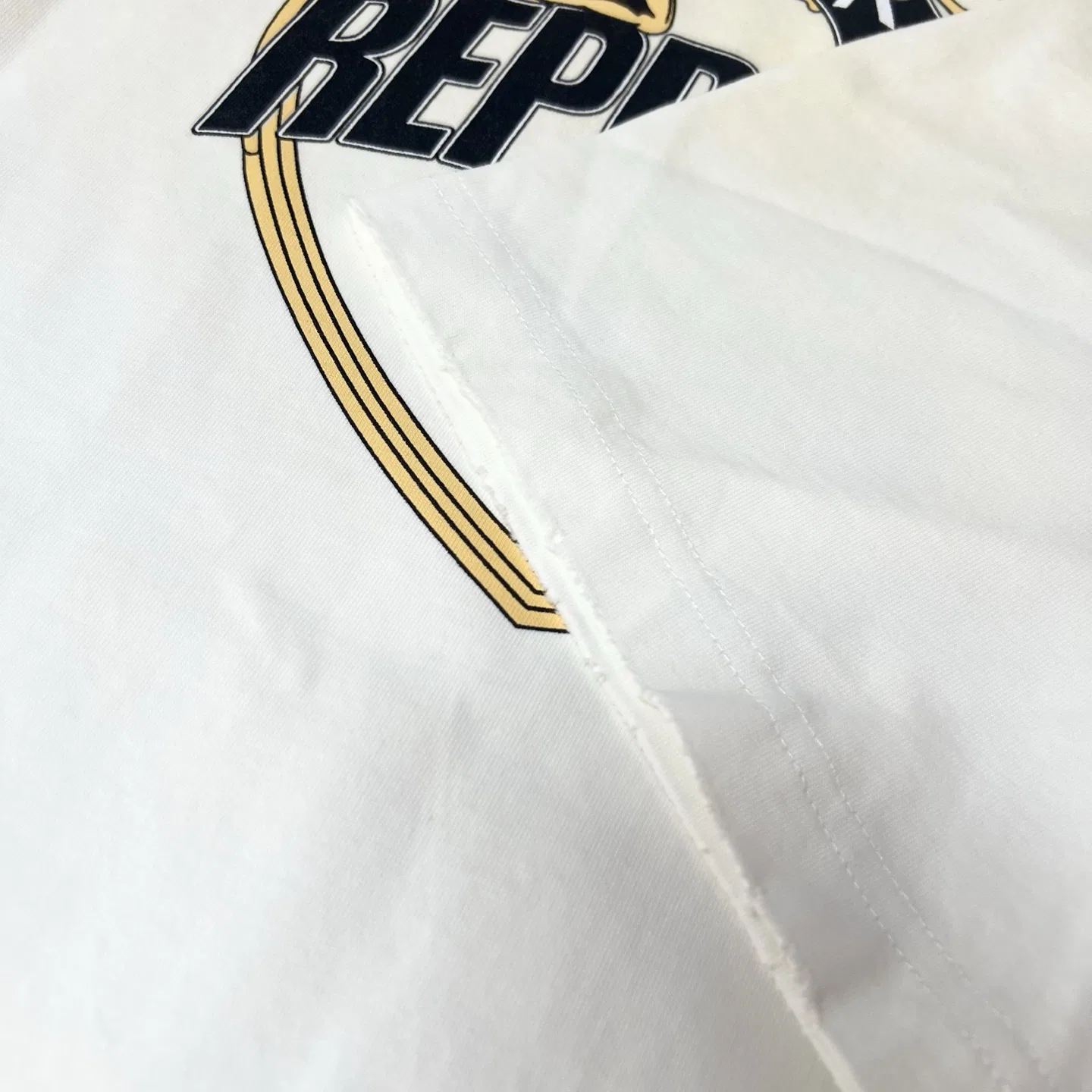 REPRESENT 27FW FHUKJFA 012 반팔티셔츠 25