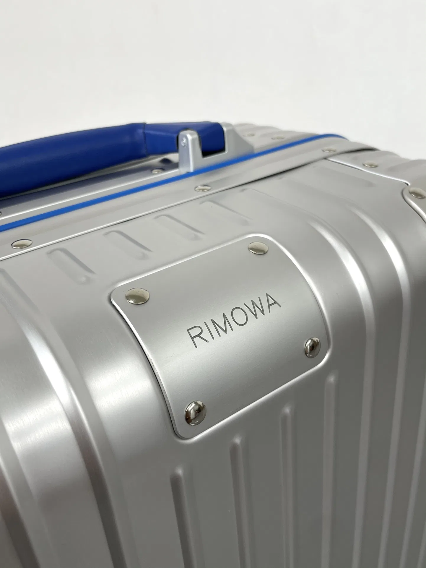 RIMOWA 27FW MNMWFBJ 002 캐리어 15