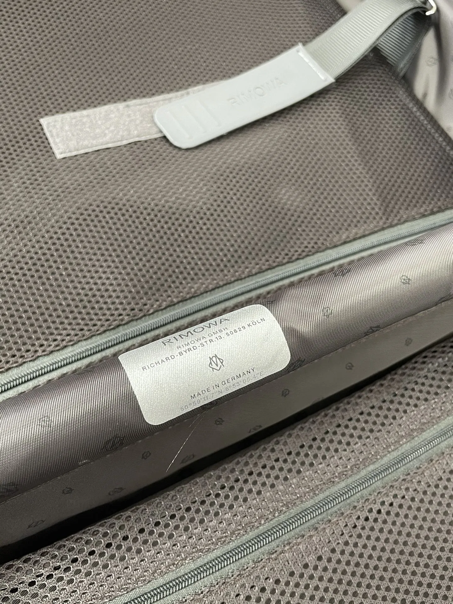 RIMOWA 27FW MNMWFBJ 002 캐리어 19