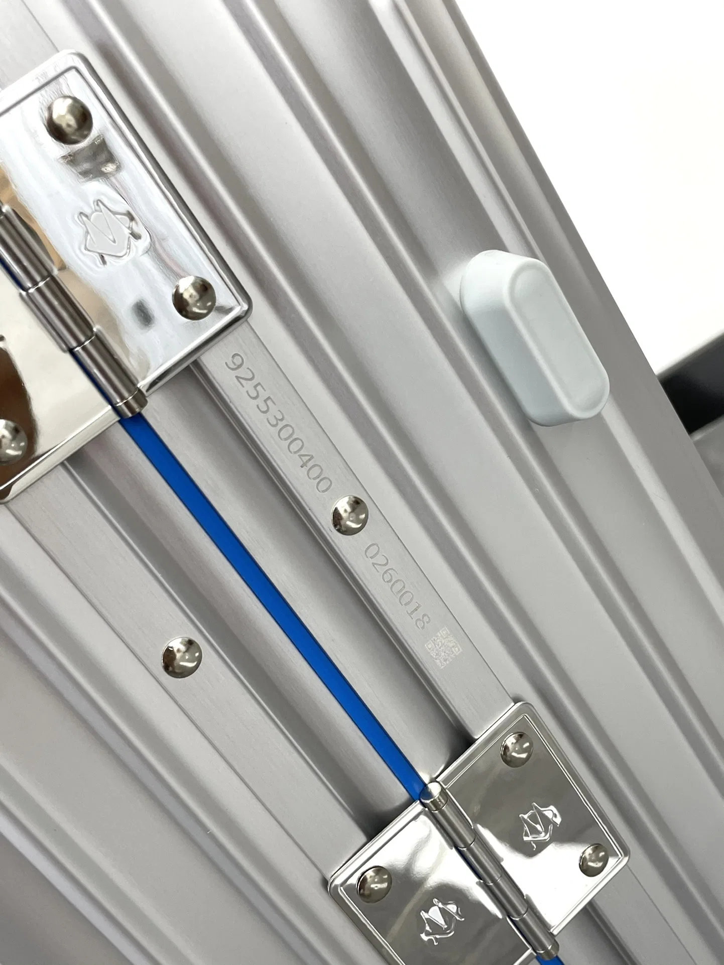 RIMOWA 27FW MNMWFBJ 003 캐리어 34
