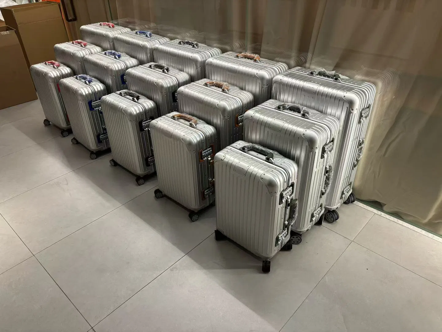 RIMOWA 27FW MNMWFBJ 003 캐리어 39