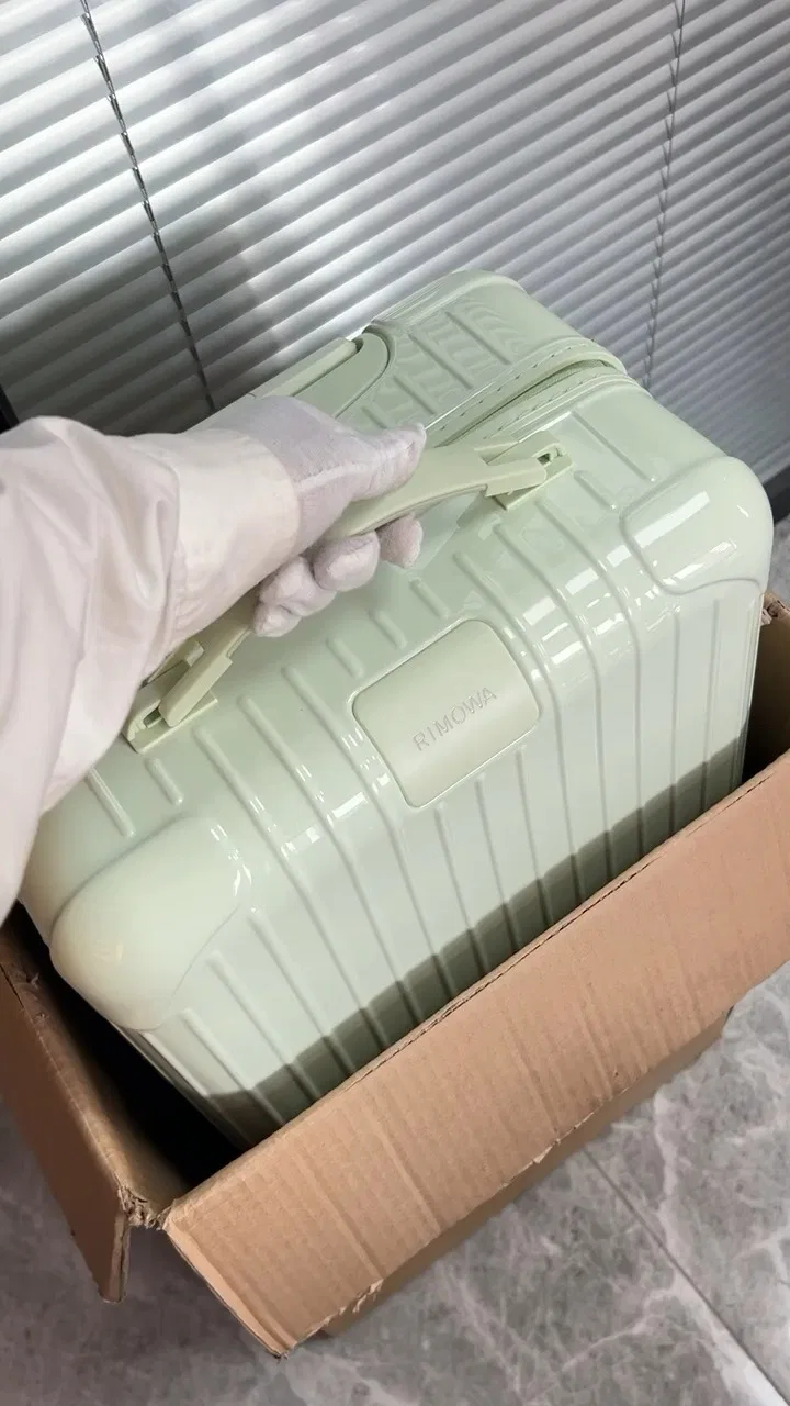RIMOWA 27FW MNMWFBJ 004 캐리어 25