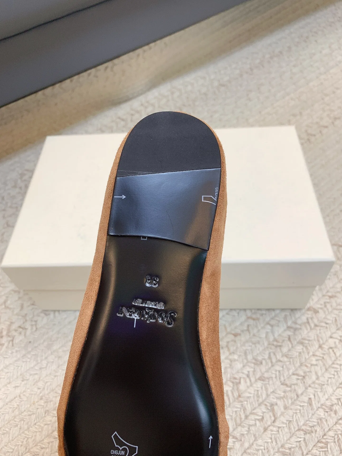 SLP 27FW IQUKOWH 026 로퍼 27