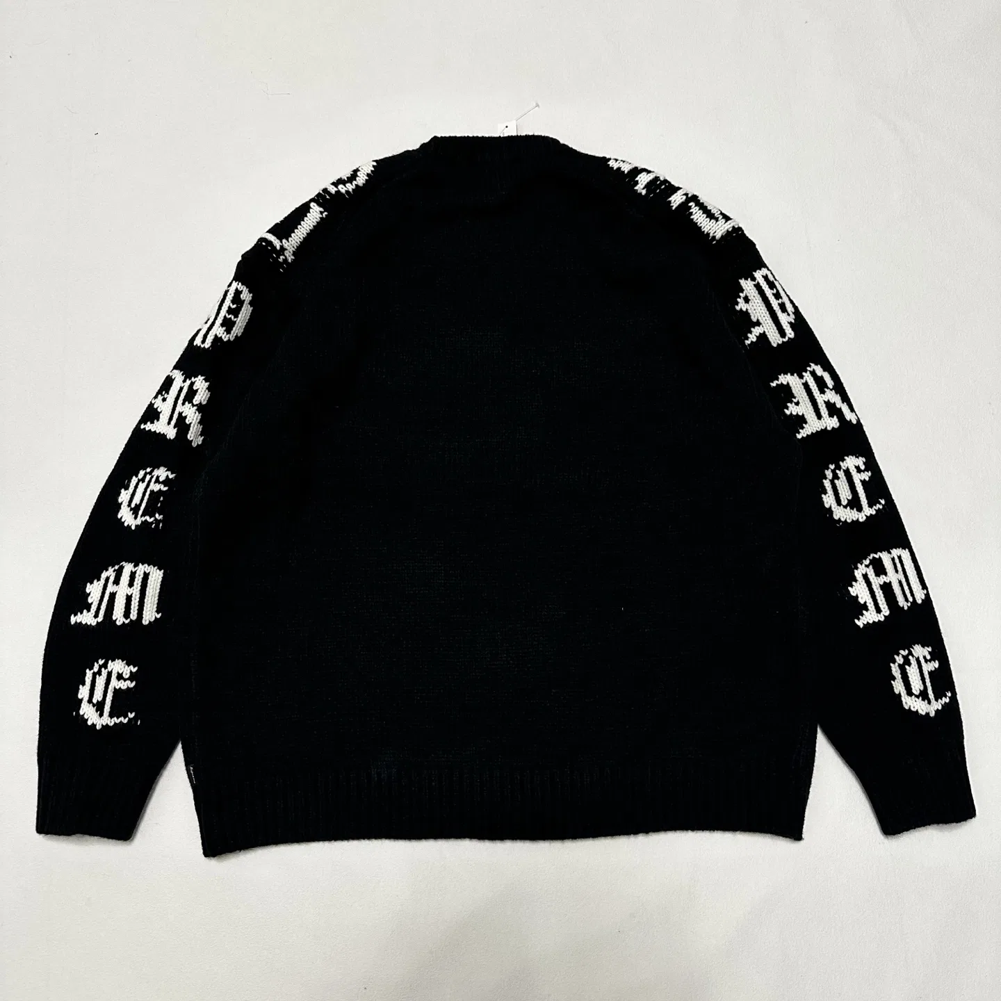 SUPRE 27FW NYZEWSF 024 니트 11