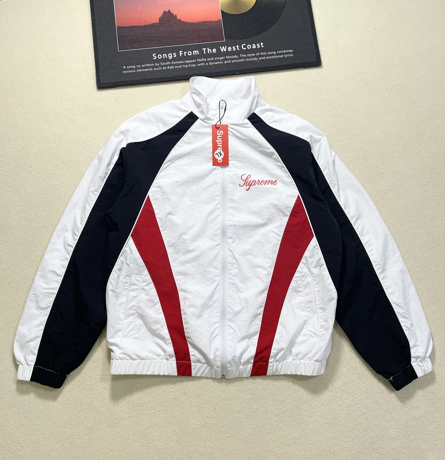 SUPRE 27FW NYZEWSF 040 자켓 10