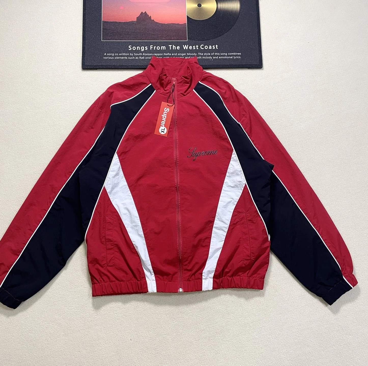 SUPRE 27FW NYZEWSF 040 자켓 18