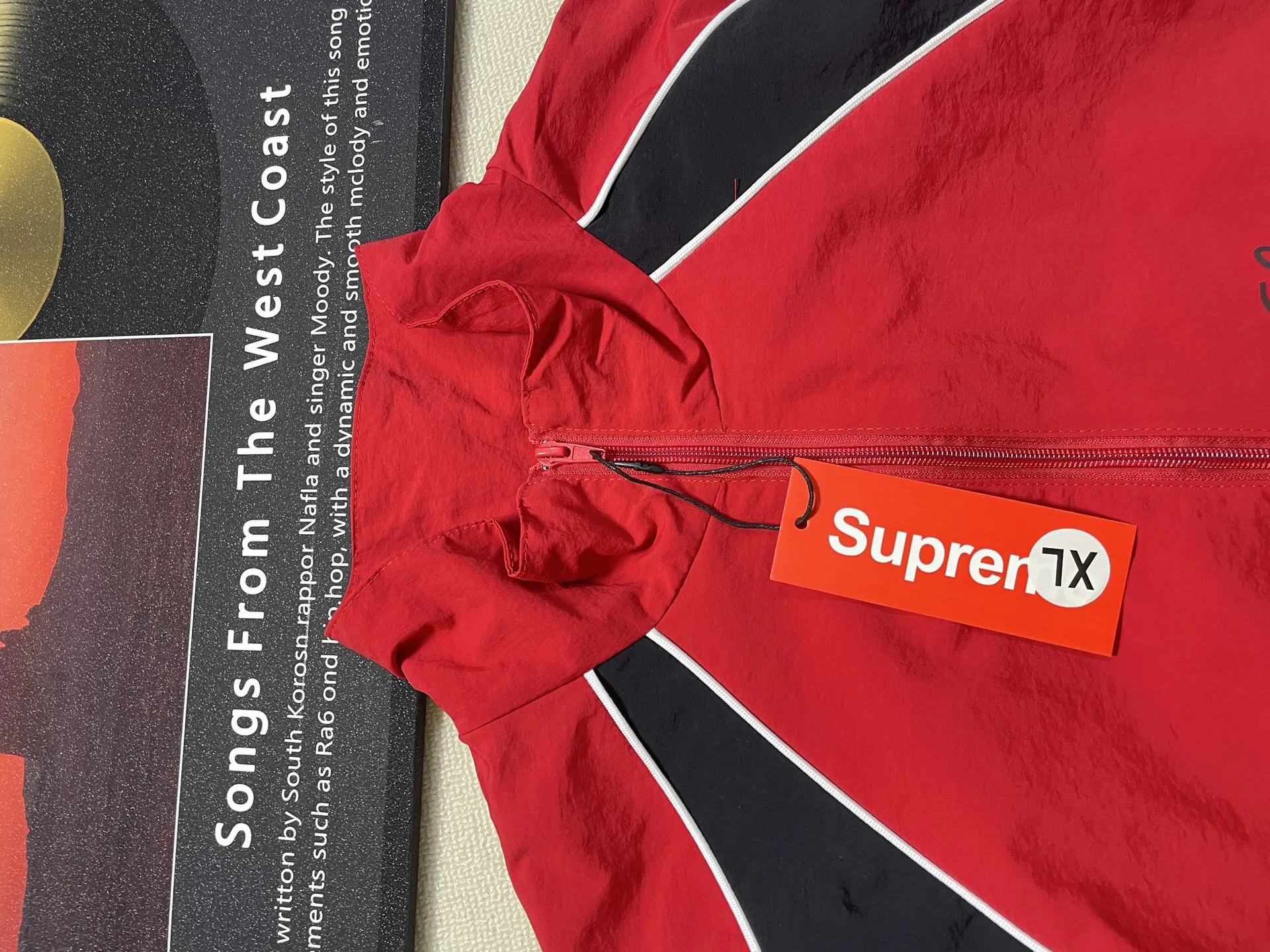 SUPRE 27FW NYZEWSF 040 자켓 23