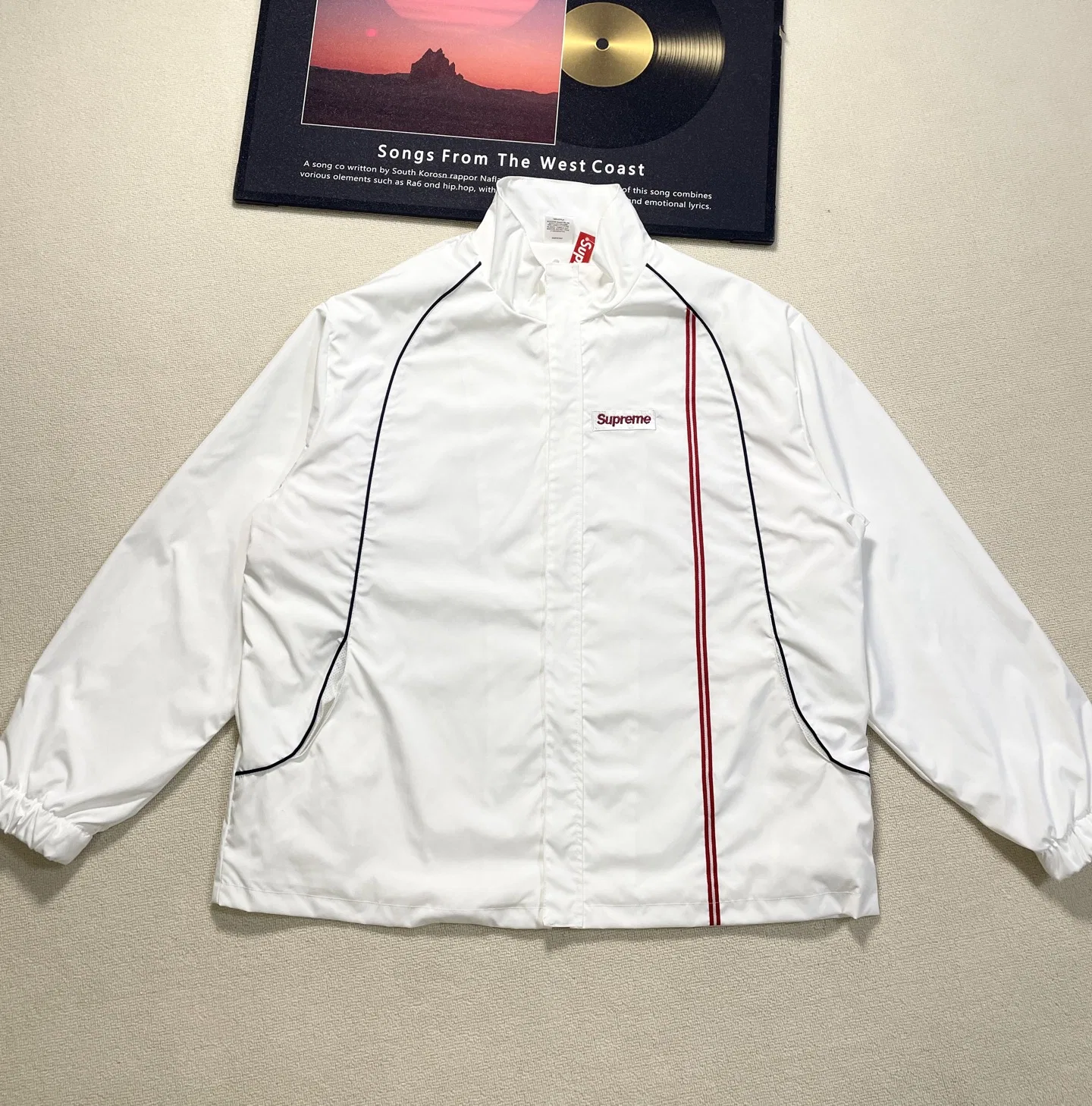 SUPRE 27FW NYZEWSF 041 자켓 7