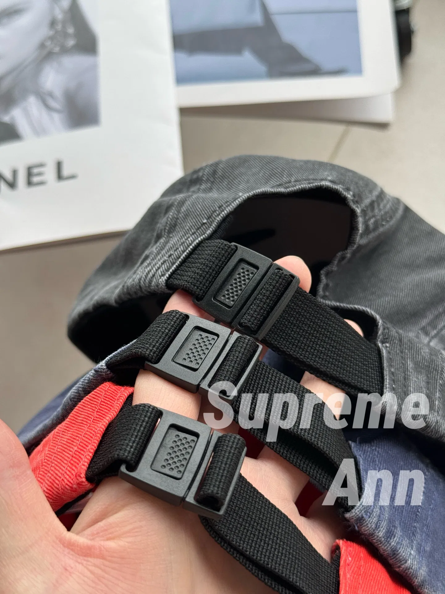 SUPRE 27FW NYZEWSF 046 캠프캡 11
