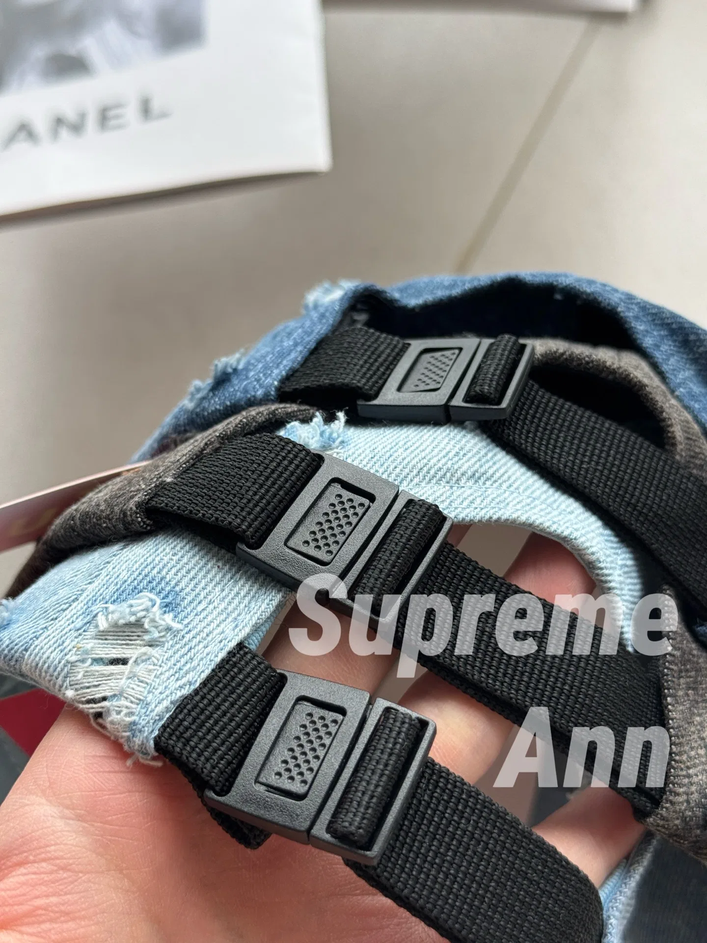 SUPRE 27FW NYZEWSF 048 캠프캡 11