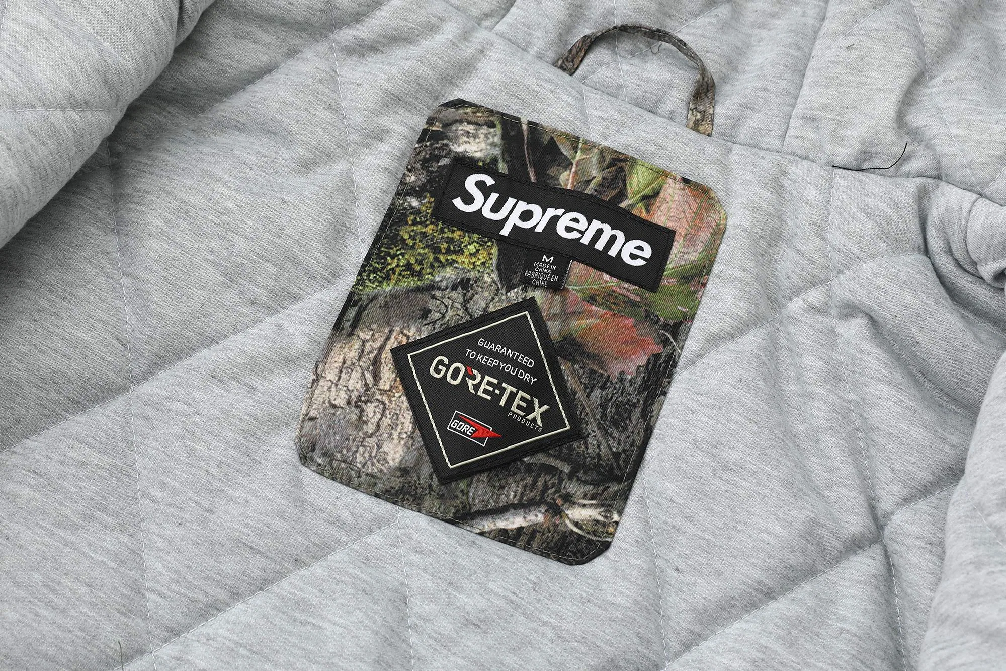 SUPRE 27FW NYZEWSF 051 패딩점퍼 9