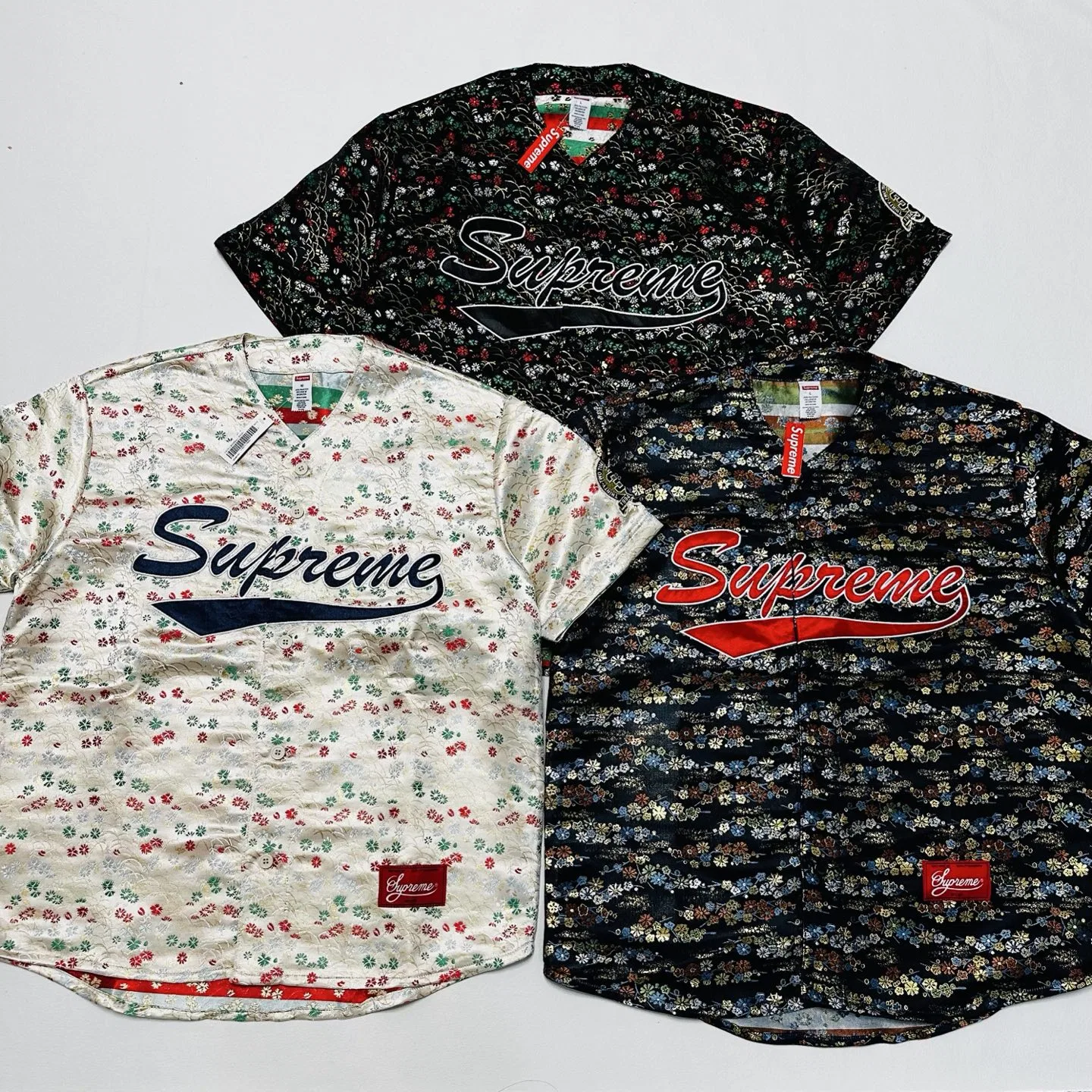 SUPRE 27FW WNUMCHF 009 반팔티셔츠 34