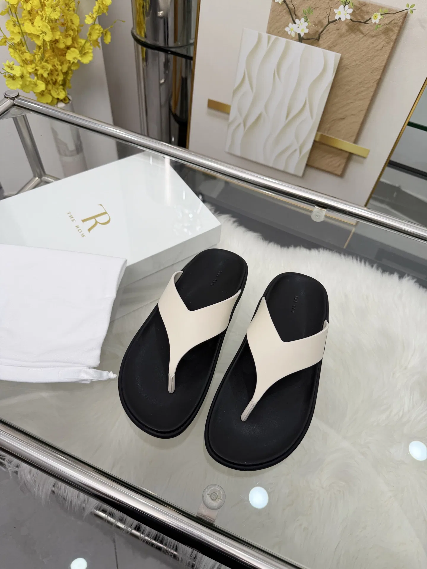 THEROW 27FW PNWXUCL 001 쪼리 10