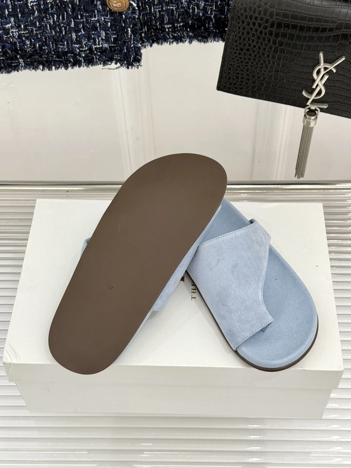 THEROW 27FW UEFHQNF 003 쪼리 9