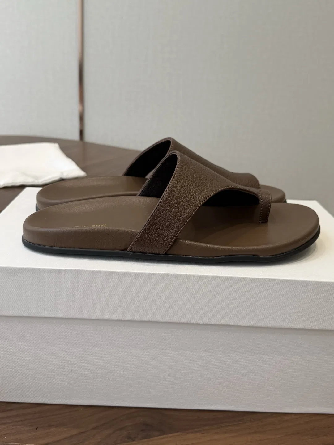 THEROW 27FW UEFHQNF 007 쪼리 11