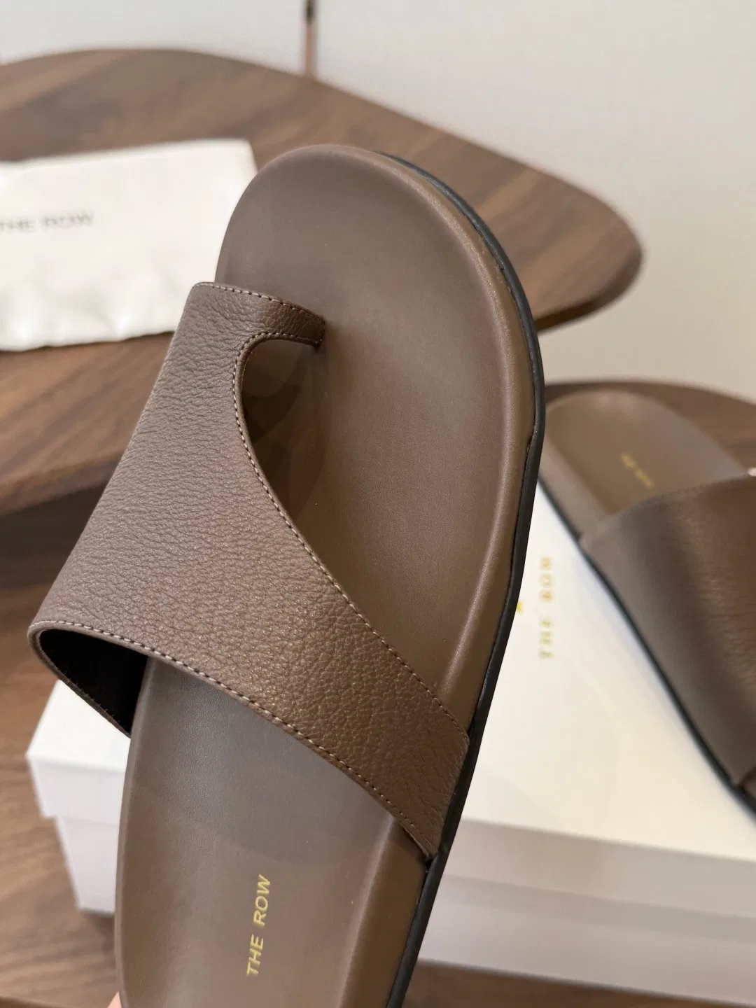 THEROW 27FW UEFHQNF 007 쪼리 16