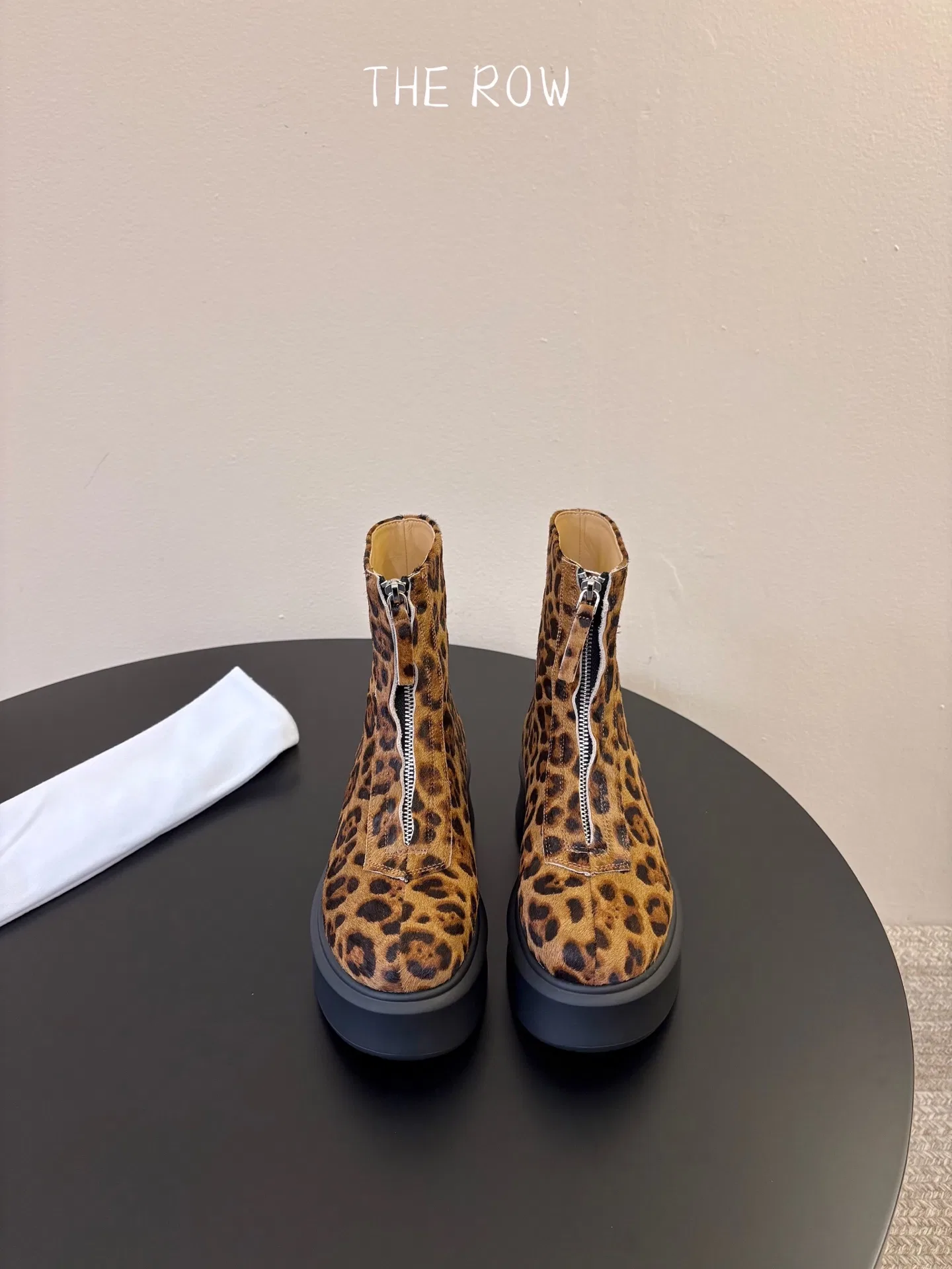 THEROW 27FW UEFHQNF 011 부츠 18
