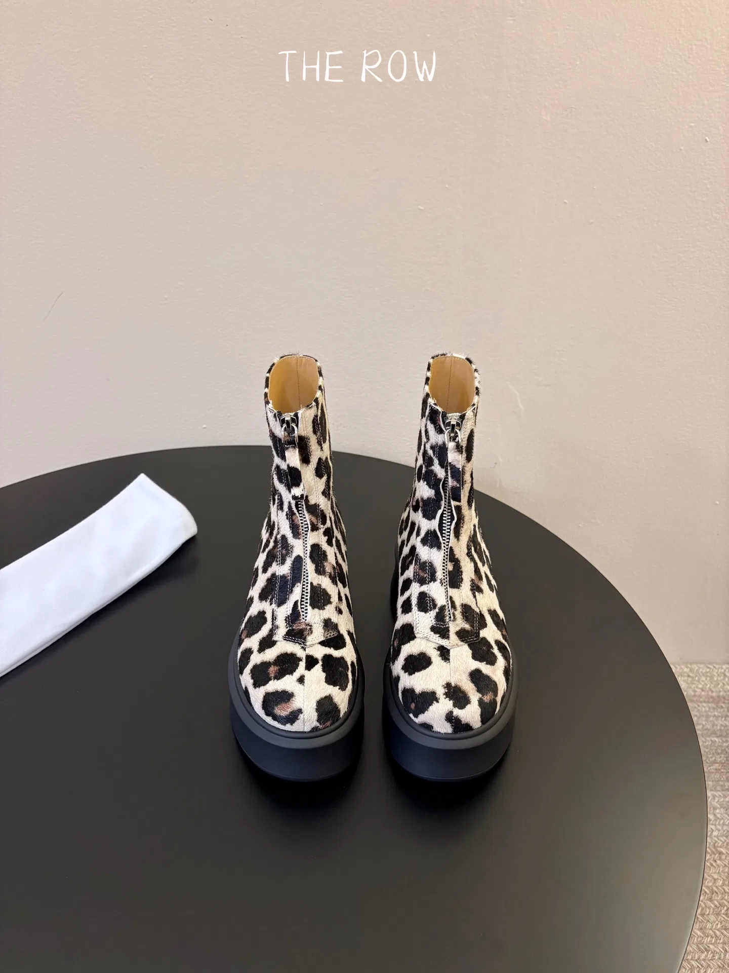 THEROW 27FW UEFHQNF 011 부츠 23