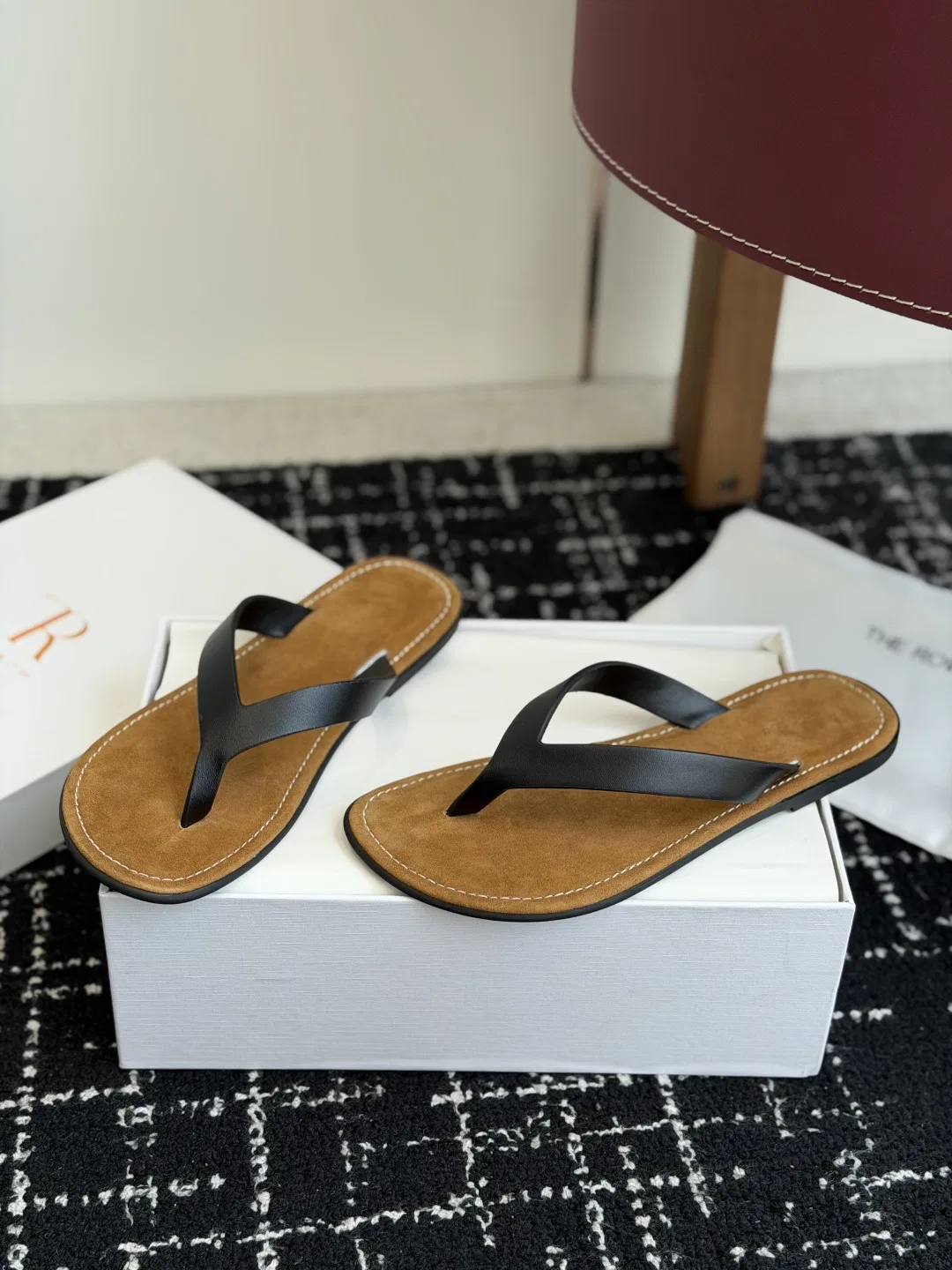 THEROW 27FW ZJUQOUM 001 쪼리 13