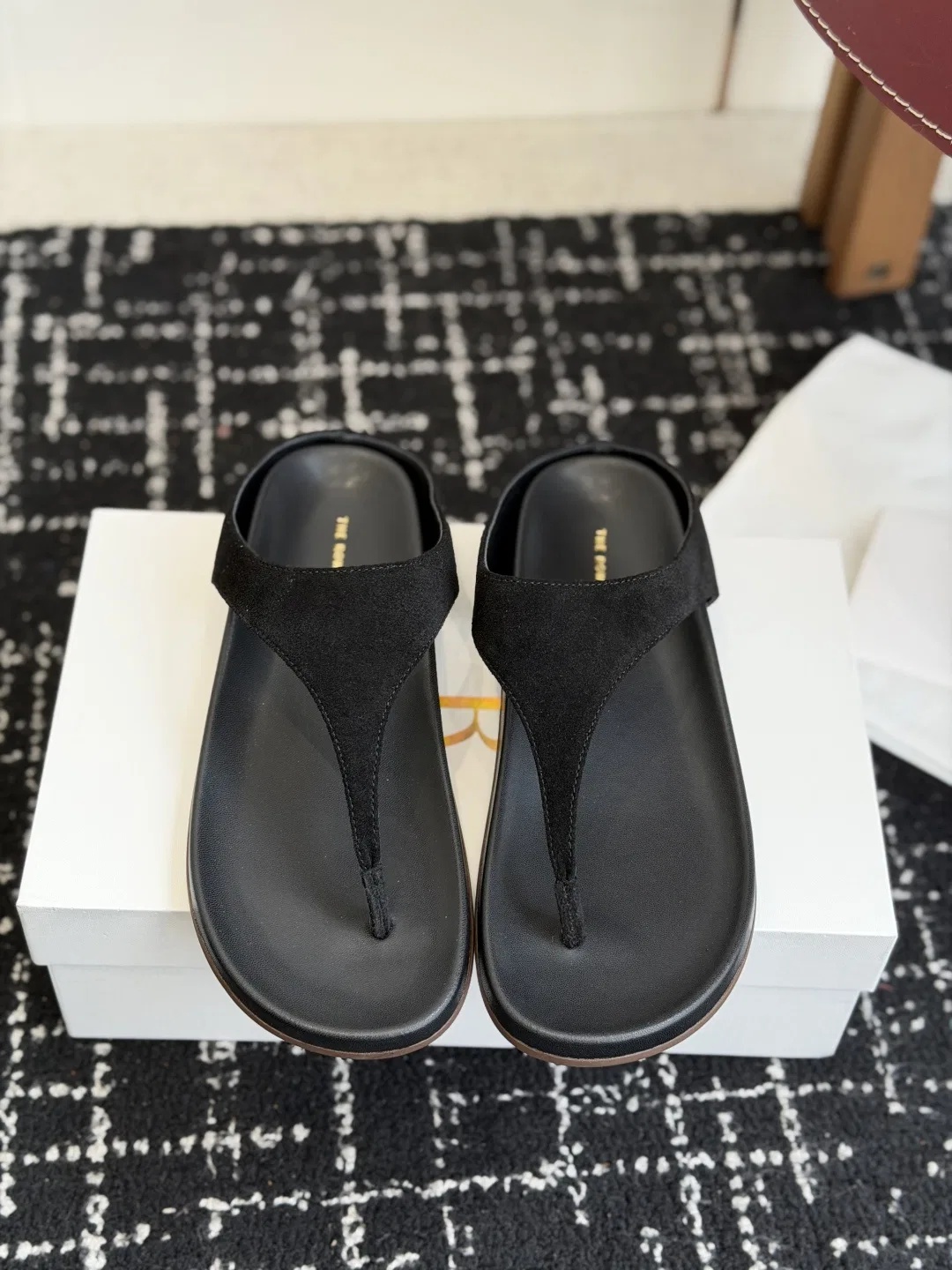 THEROW 27FW ZJUQOUM 002 쪼리 10