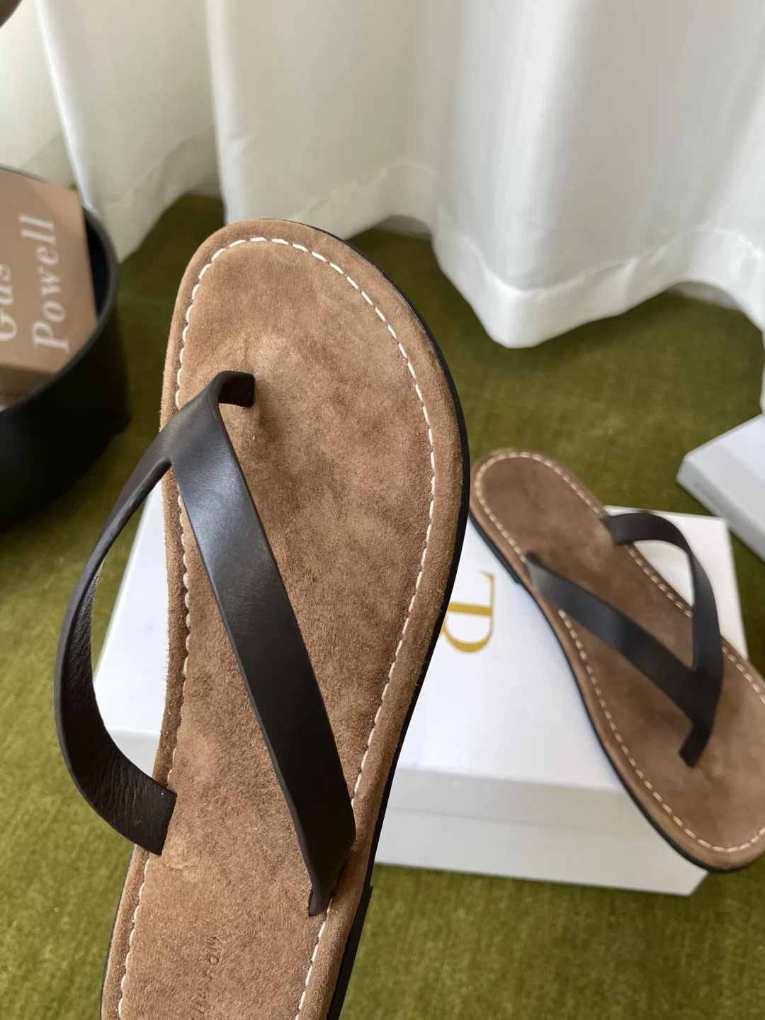 THEROW 27FW ZJUQOUM 004 쪼리 7