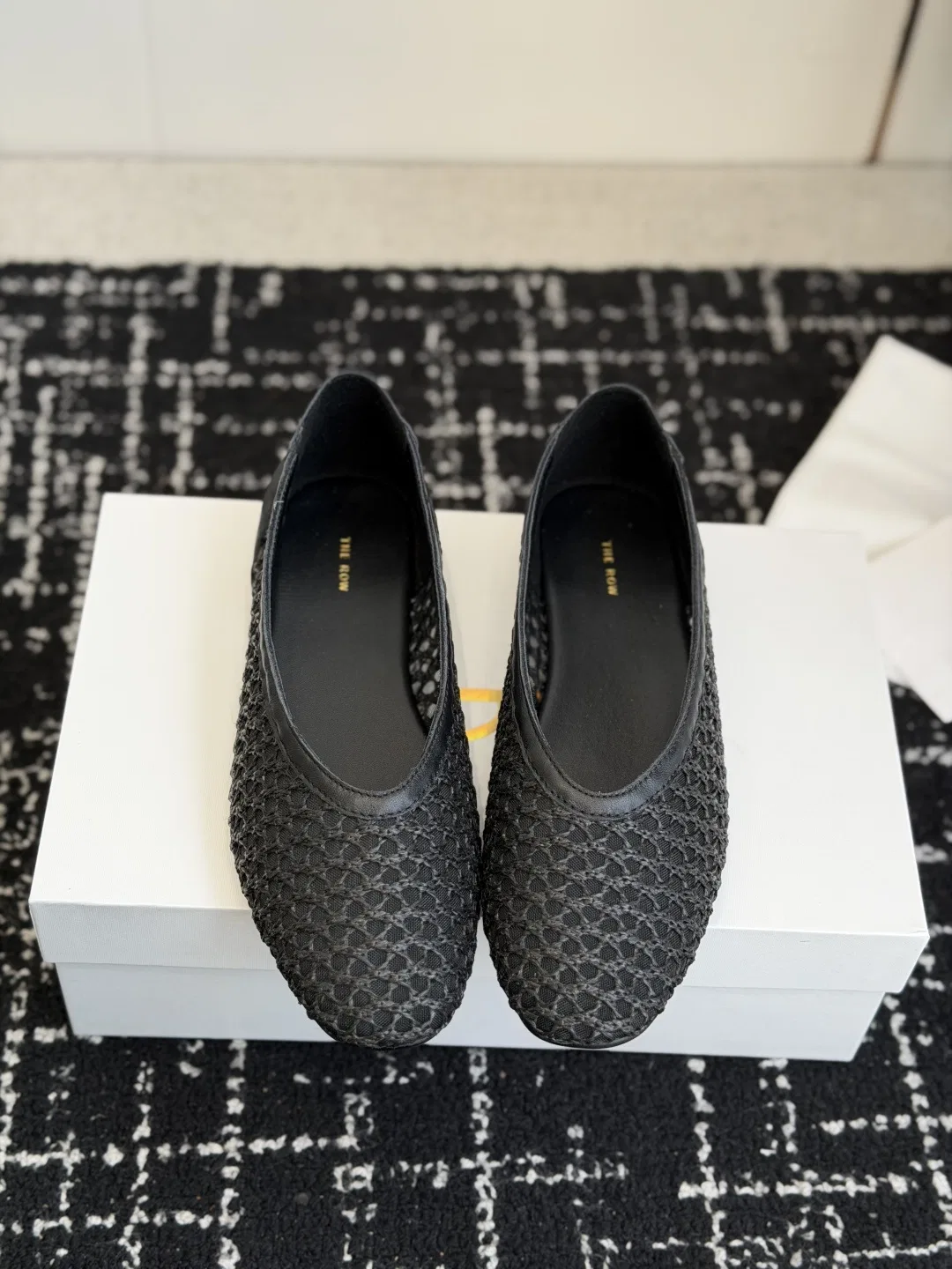 THEROW 27FW ZJUQOUM 005 플랫슈즈 10