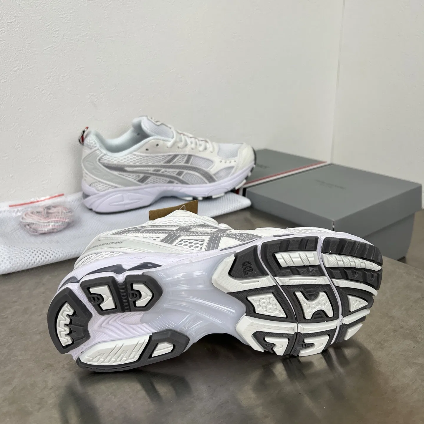 THOM 27FW KCCVTPD 001 운동화 8