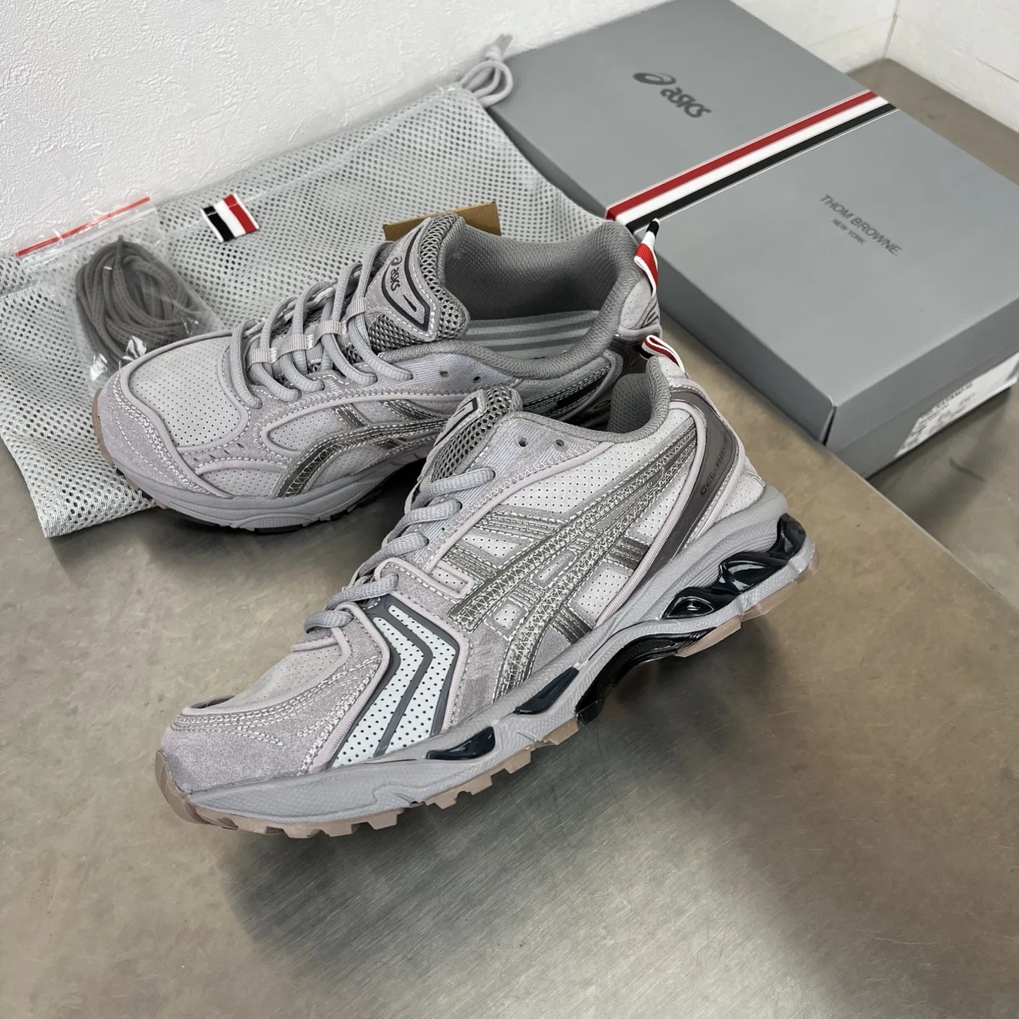THOM 27FW KCCVTPD 001 운동화 10