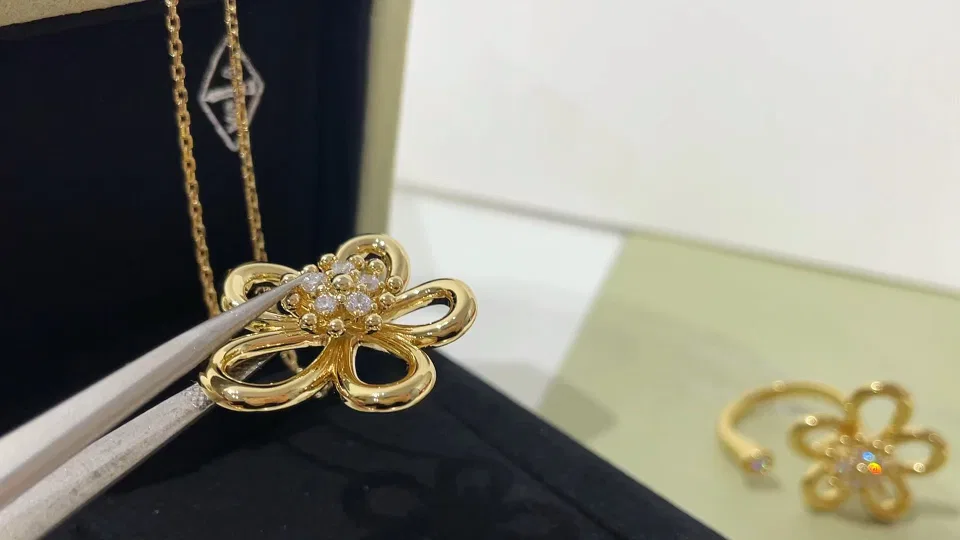 VANCLEEF 27FW AKOWINO 007 목걸이 8