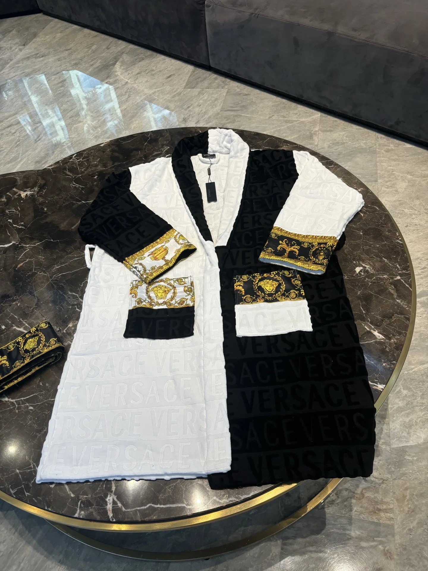 VER 27FW VPRFPGY 001 가운 36