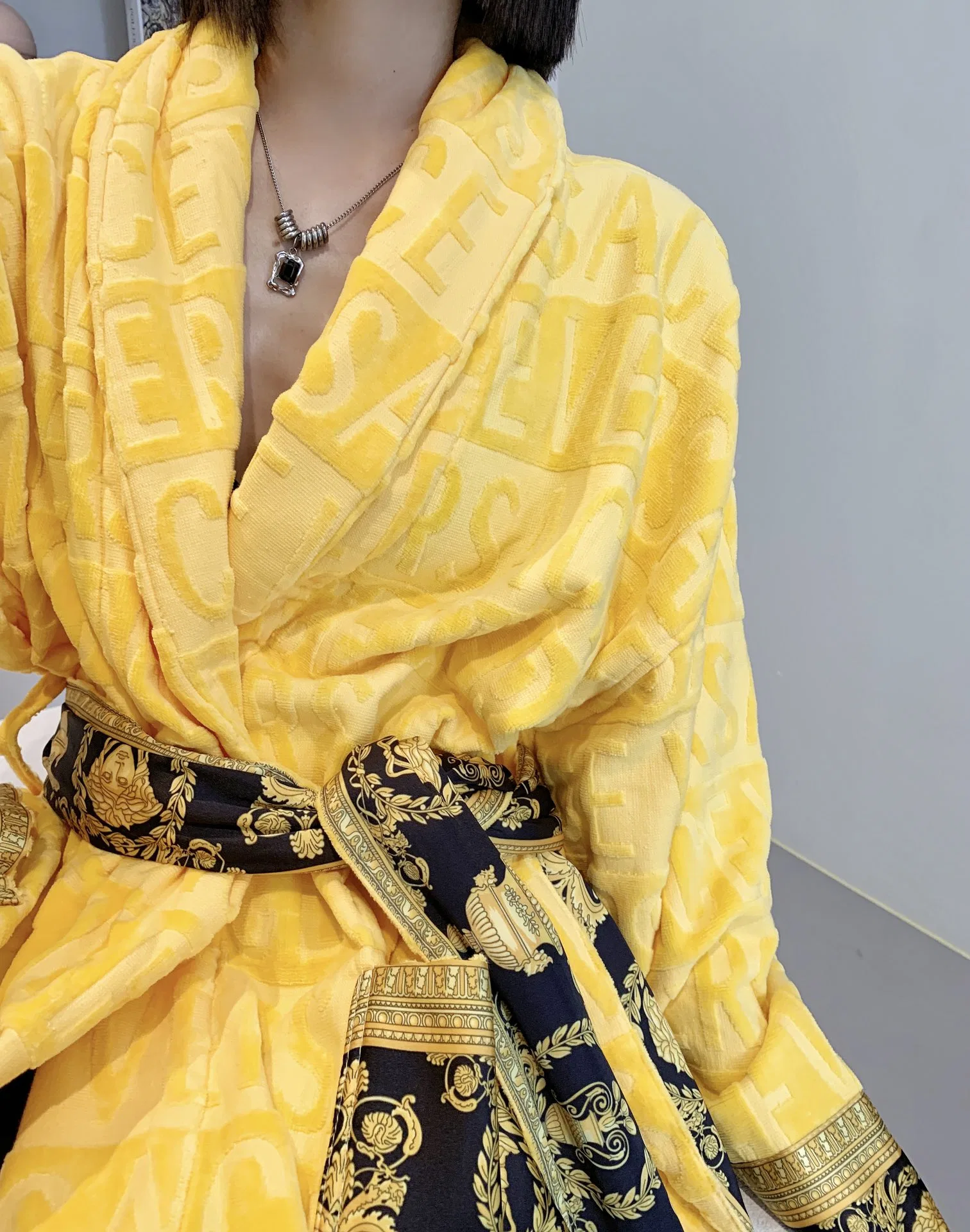 VER 27FW VPRFPGY 009 가운 22