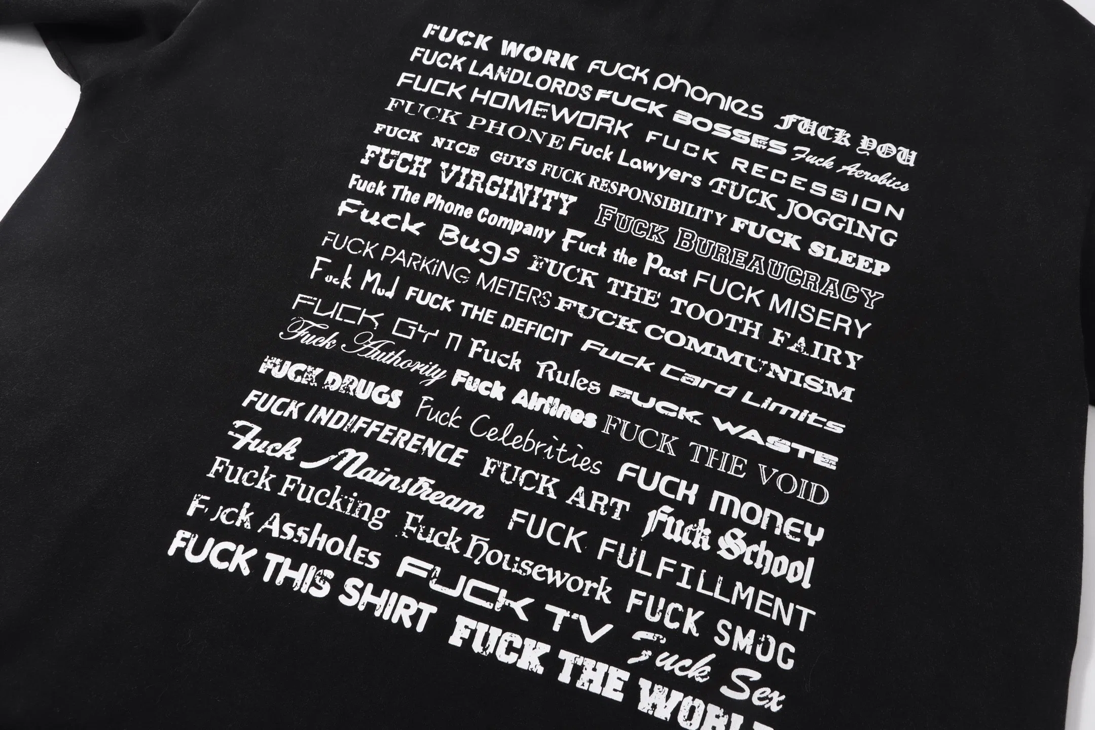 VETEMENTS 27FW GYYOCNS 010 반팔티셔츠 11