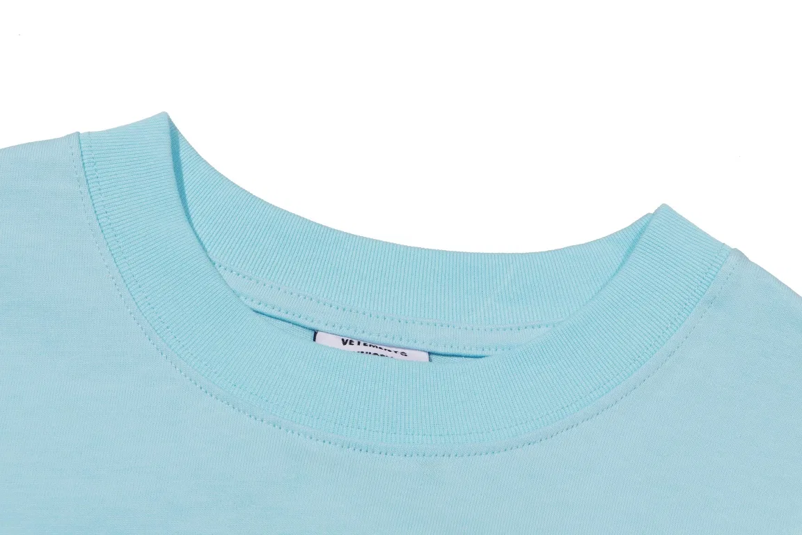 VETEMENTS 27FW GYYOCNS 036 반팔티셔츠 27