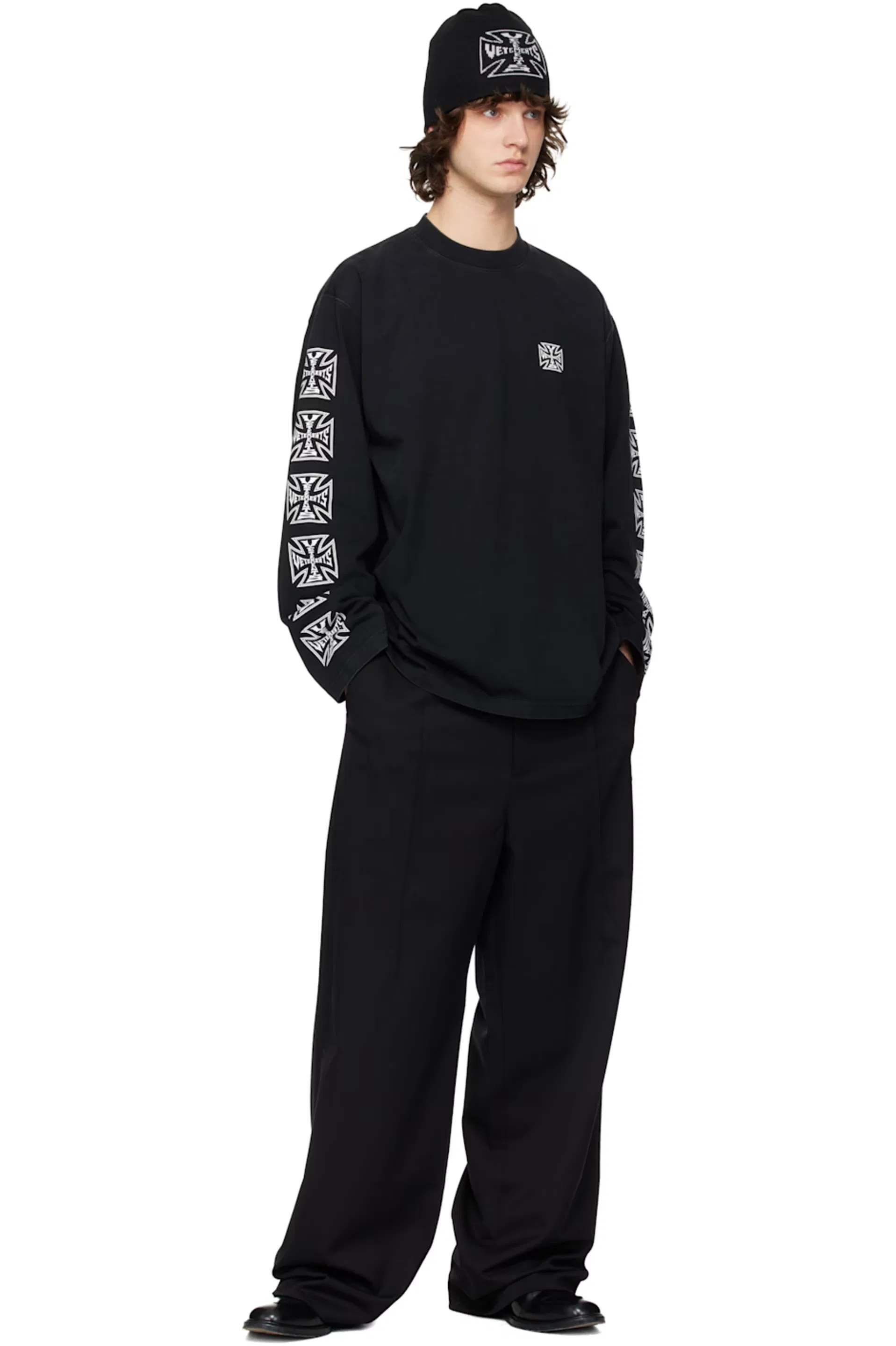 VETEMENTS 27FW GYYOCNS 042 롱슬리브 9