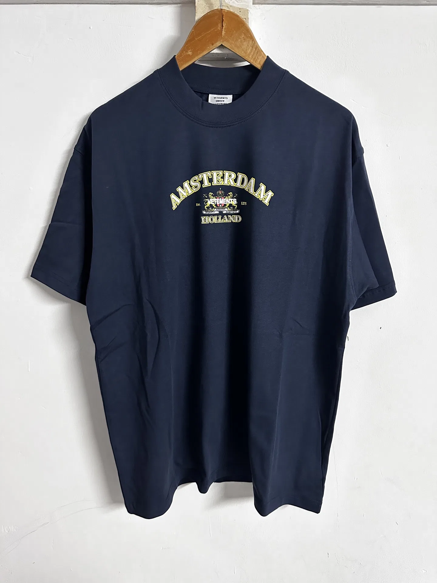 VETEMENTS 27FW JJQBAIY 003 반팔티셔츠 11